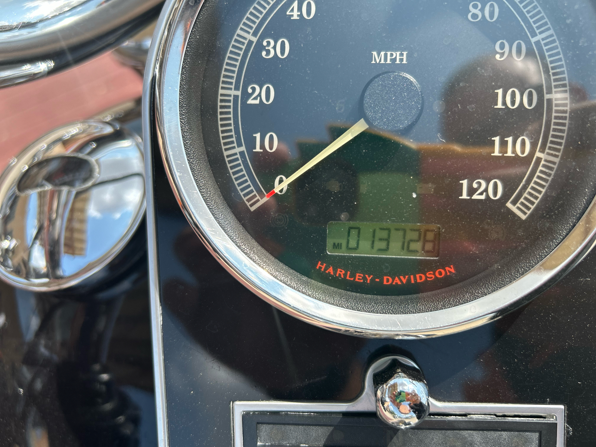 2012 Harley-Davidson Softail® Fat Boy® Lo in San Antonio, Texas - Photo 9