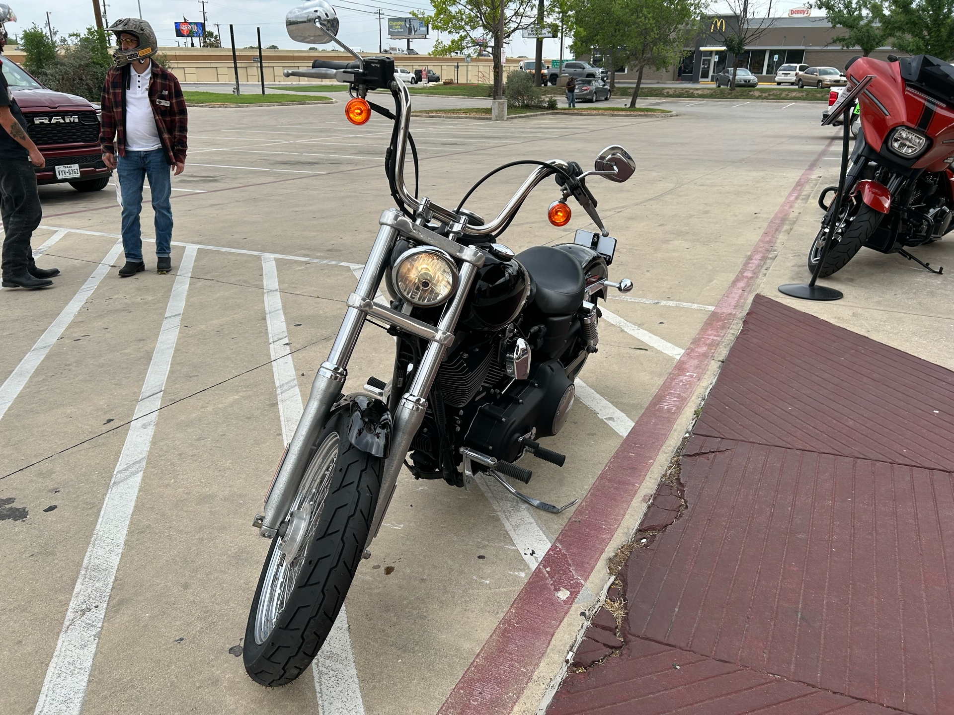 2006 Harley-Davidson Dyna™ Street Bob™ in San Antonio, Texas - Photo 4