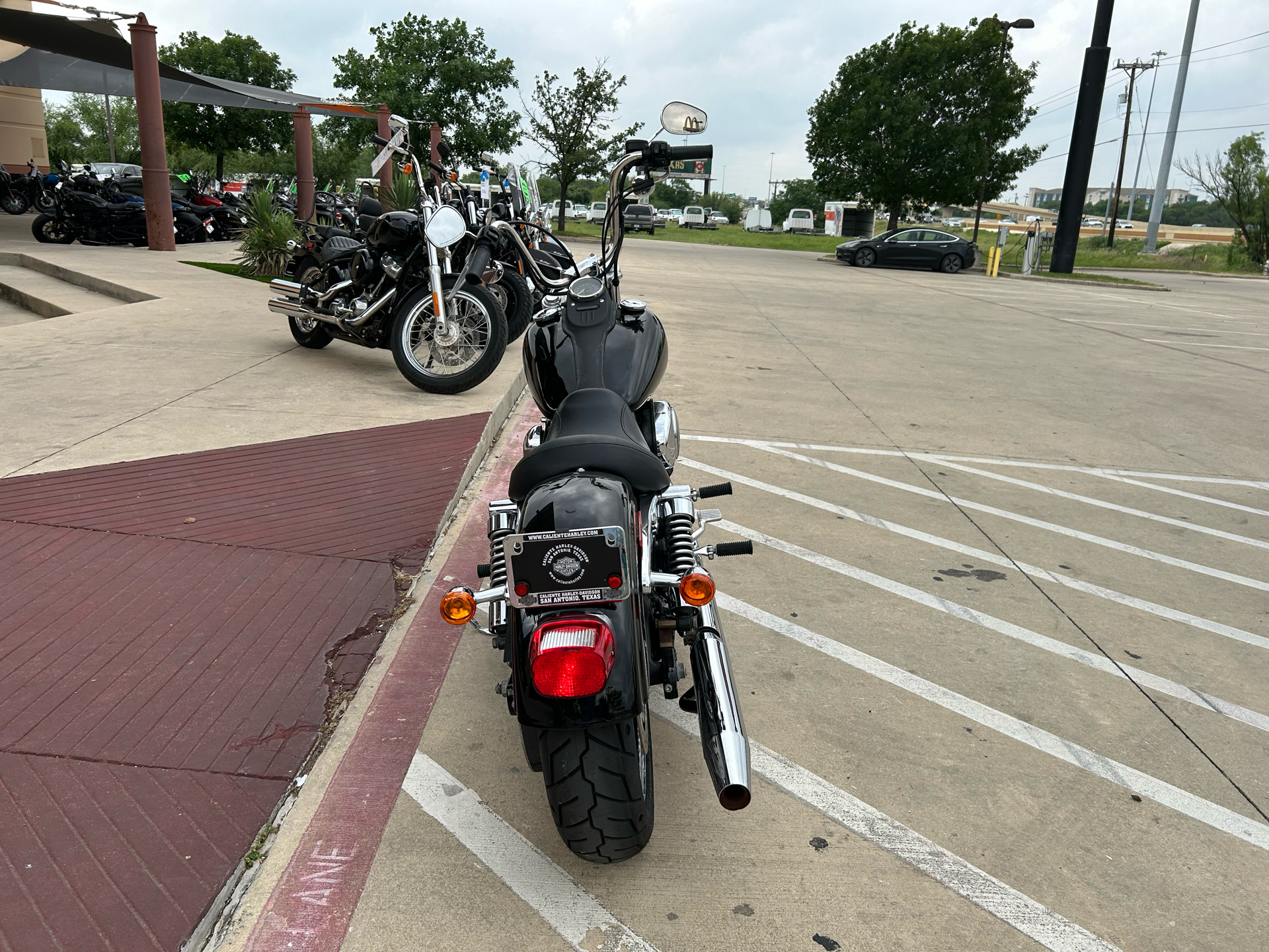 2006 Harley-Davidson Dyna™ Street Bob™ in San Antonio, Texas - Photo 7