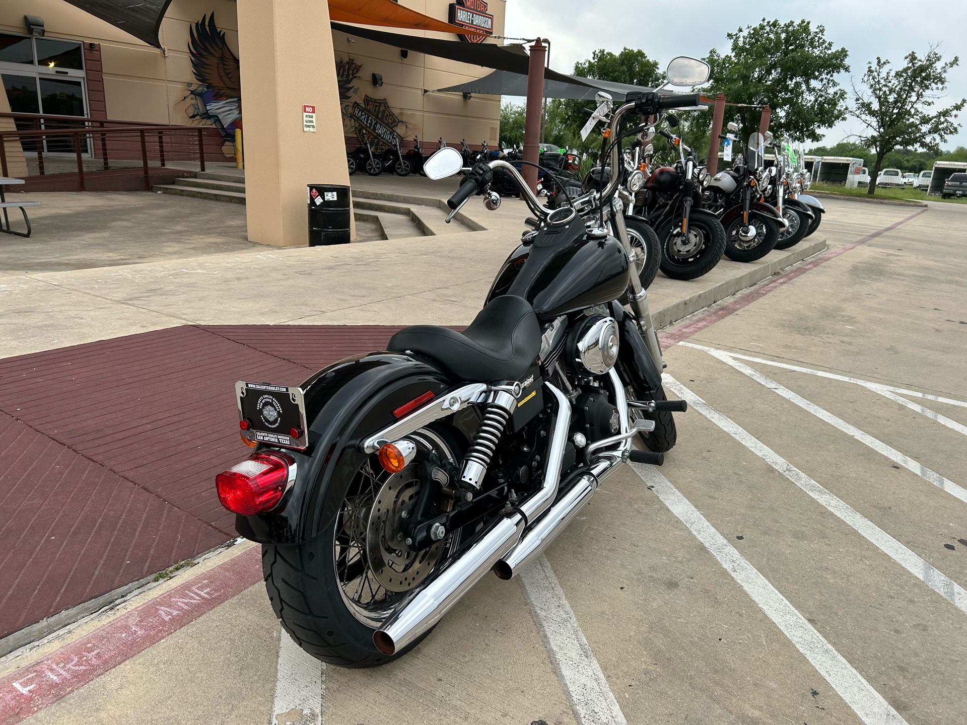 2006 Harley-Davidson Dyna™ Street Bob™ in San Antonio, Texas - Photo 8
