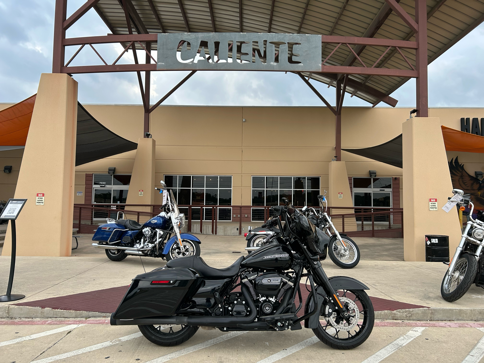 2020 Harley-Davidson Street Glide® Special in San Antonio, Texas - Photo 1