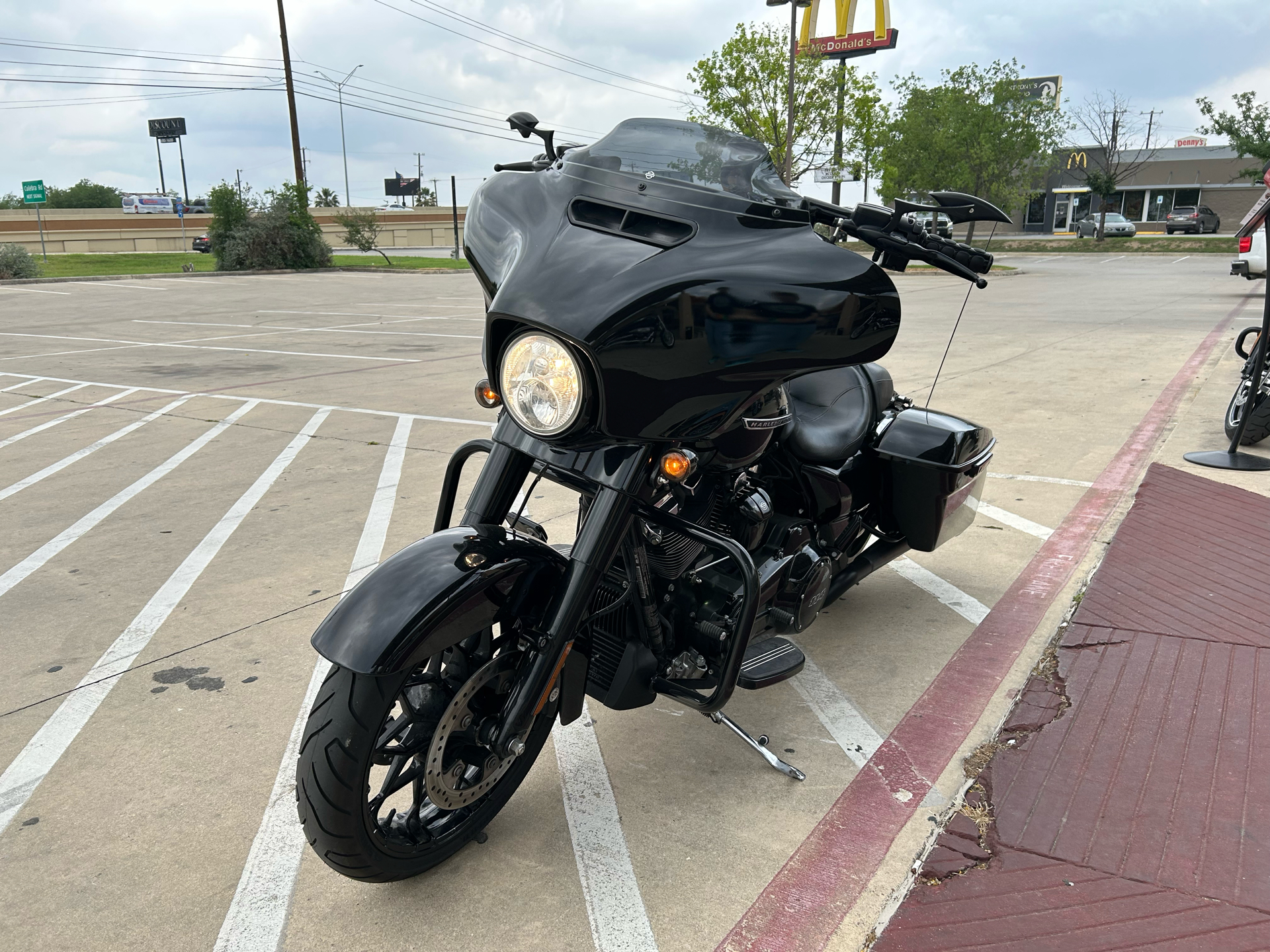 2020 Harley-Davidson Street Glide® Special in San Antonio, Texas - Photo 4
