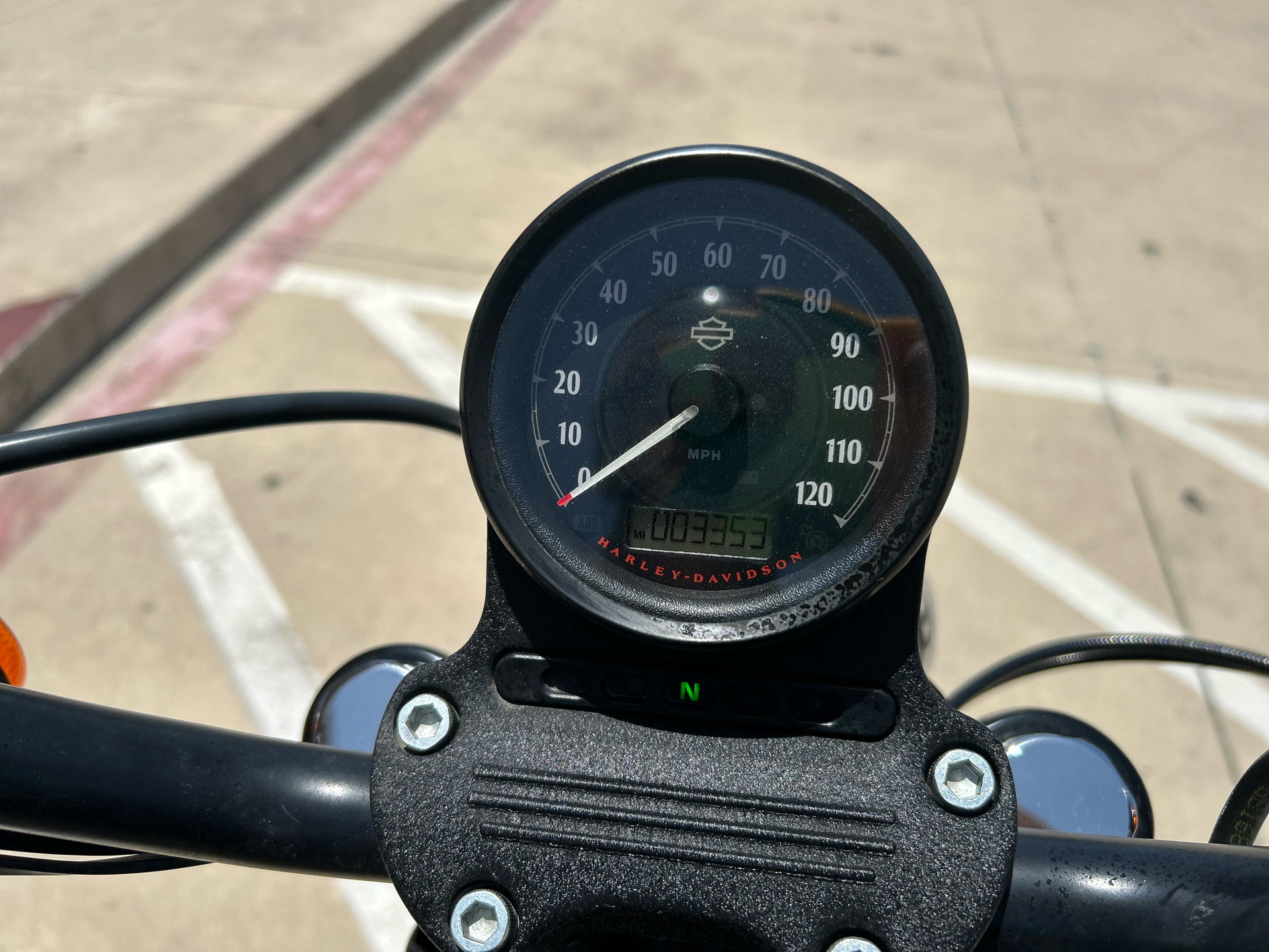 2022 Harley-Davidson Iron 883™ in San Antonio, Texas - Photo 9