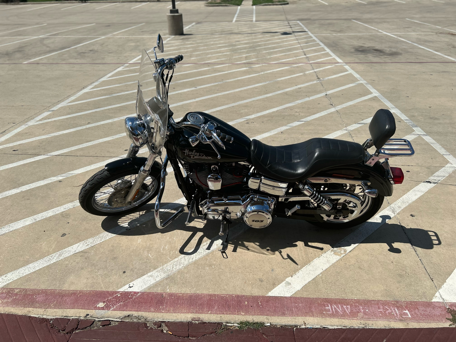 2009 Harley-Davidson Dyna Super Glide in San Antonio, Texas - Photo 5