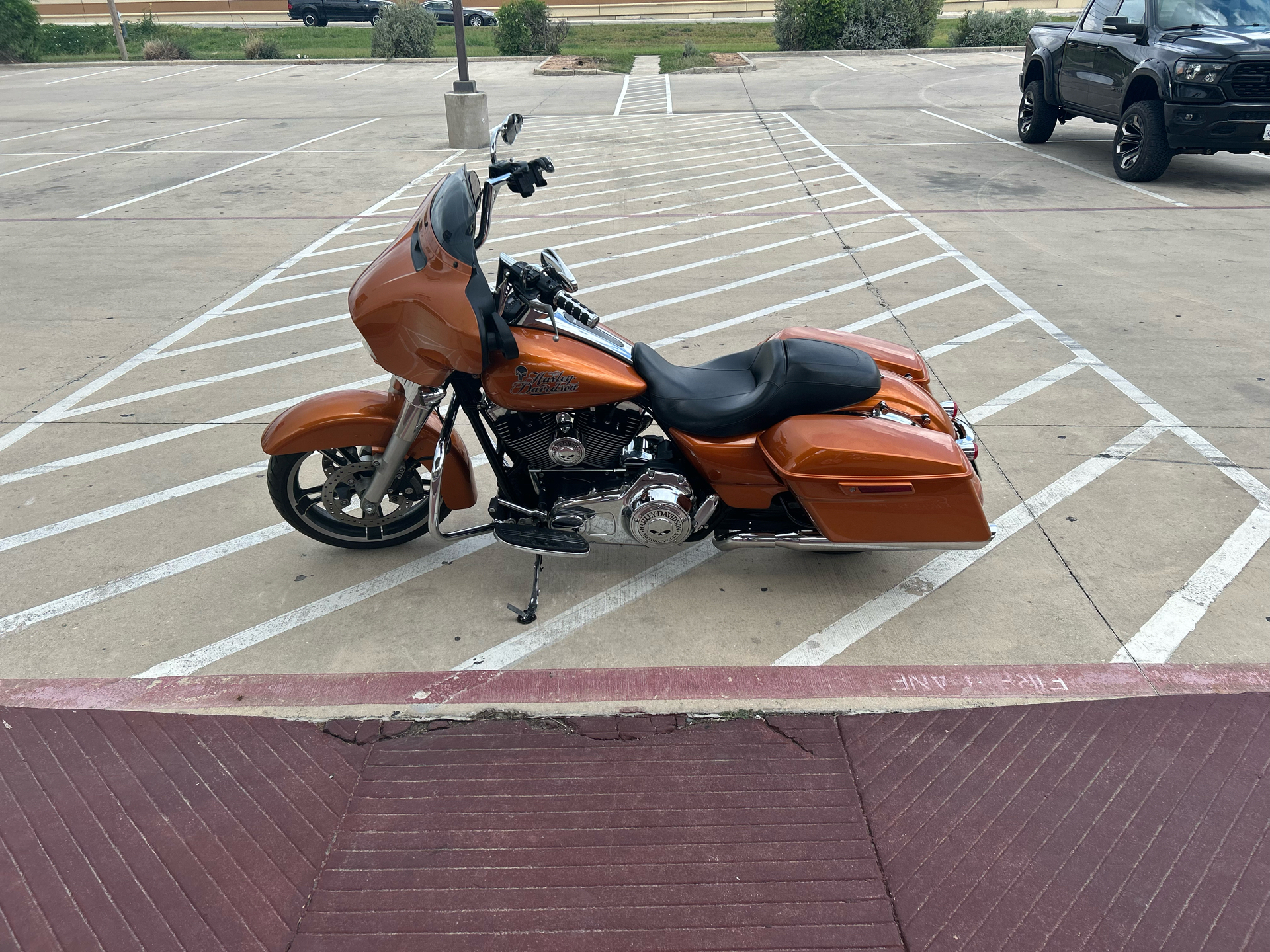2014 Harley-Davidson Street Glide® in San Antonio, Texas - Photo 5