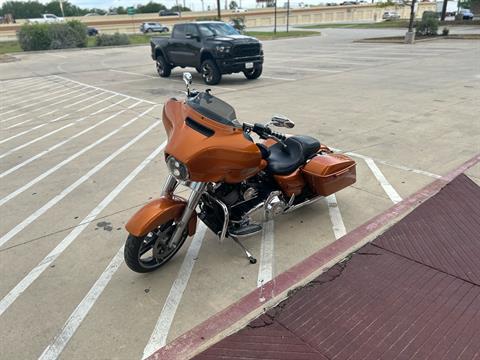 2014 Harley-Davidson Street Glide® in San Antonio, Texas - Photo 4