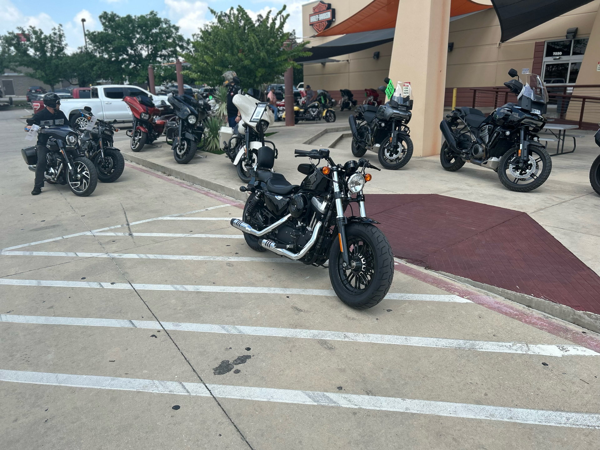 2017 Harley-Davidson Forty-Eight® in San Antonio, Texas - Photo 2