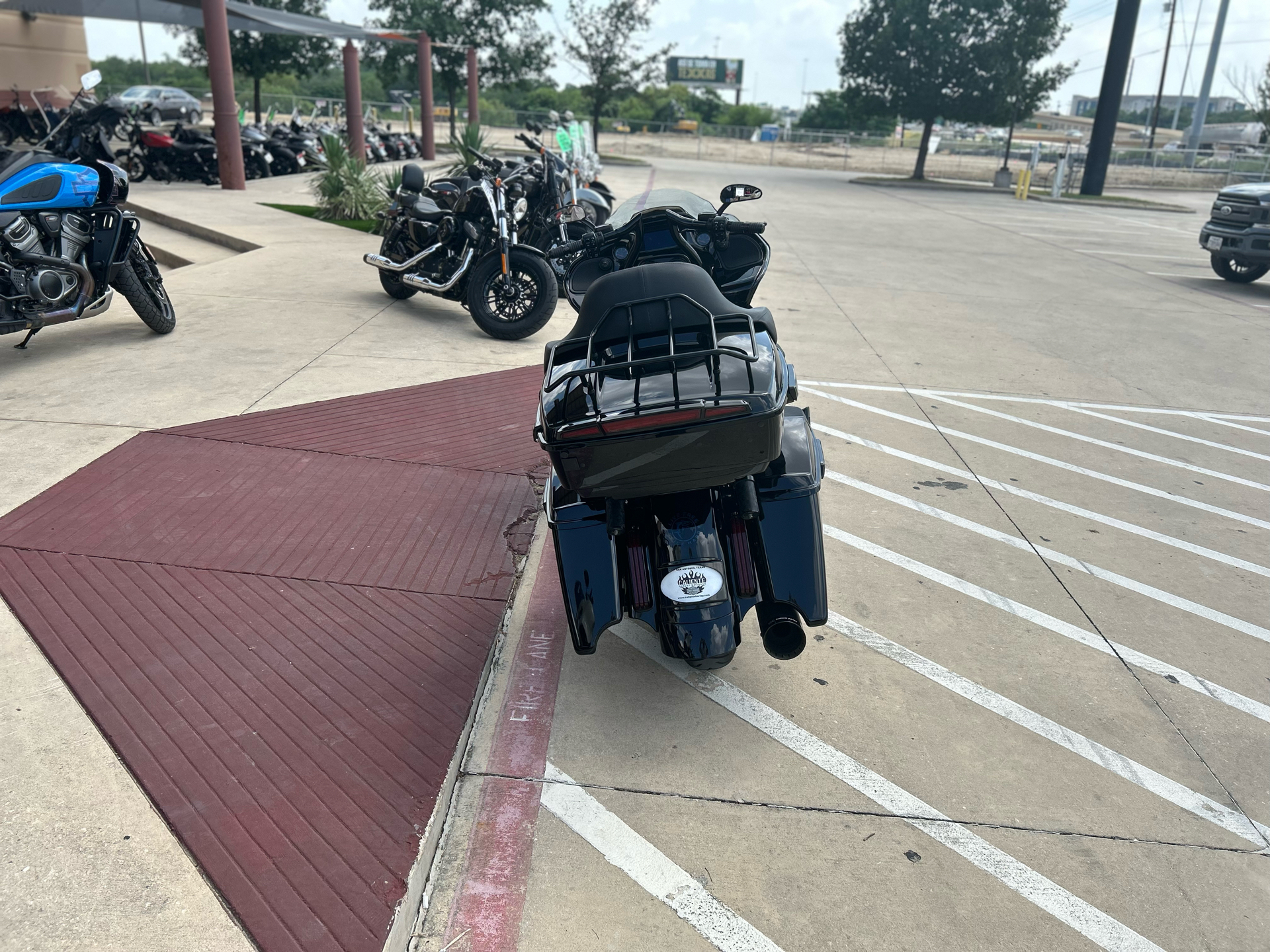2019 Harley-Davidson CVO™ Road Glide® in San Antonio, Texas - Photo 7
