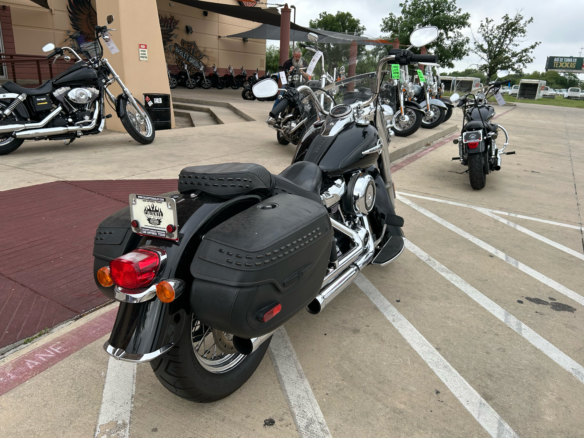2020 Harley-Davidson Heritage Classic in San Antonio, Texas - Photo 8