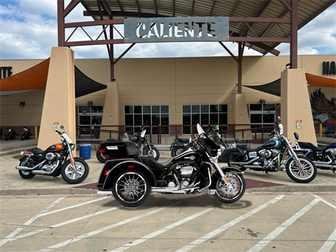 2025 Harley-Davidson Tri Glide® Ultra in San Antonio, Texas - Photo 1