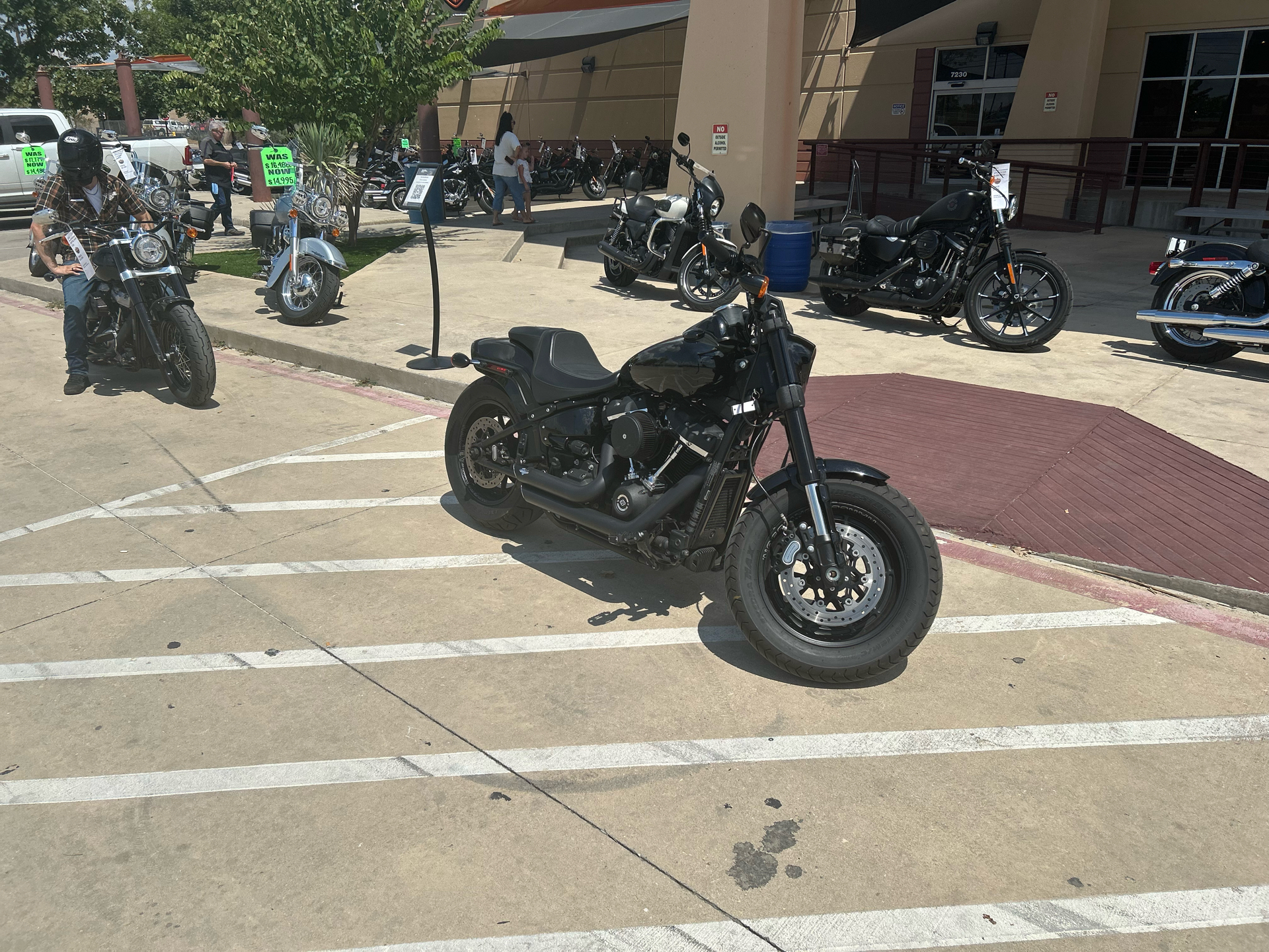 2018 Harley-Davidson Fat Bob® 107 in San Antonio, Texas - Photo 2