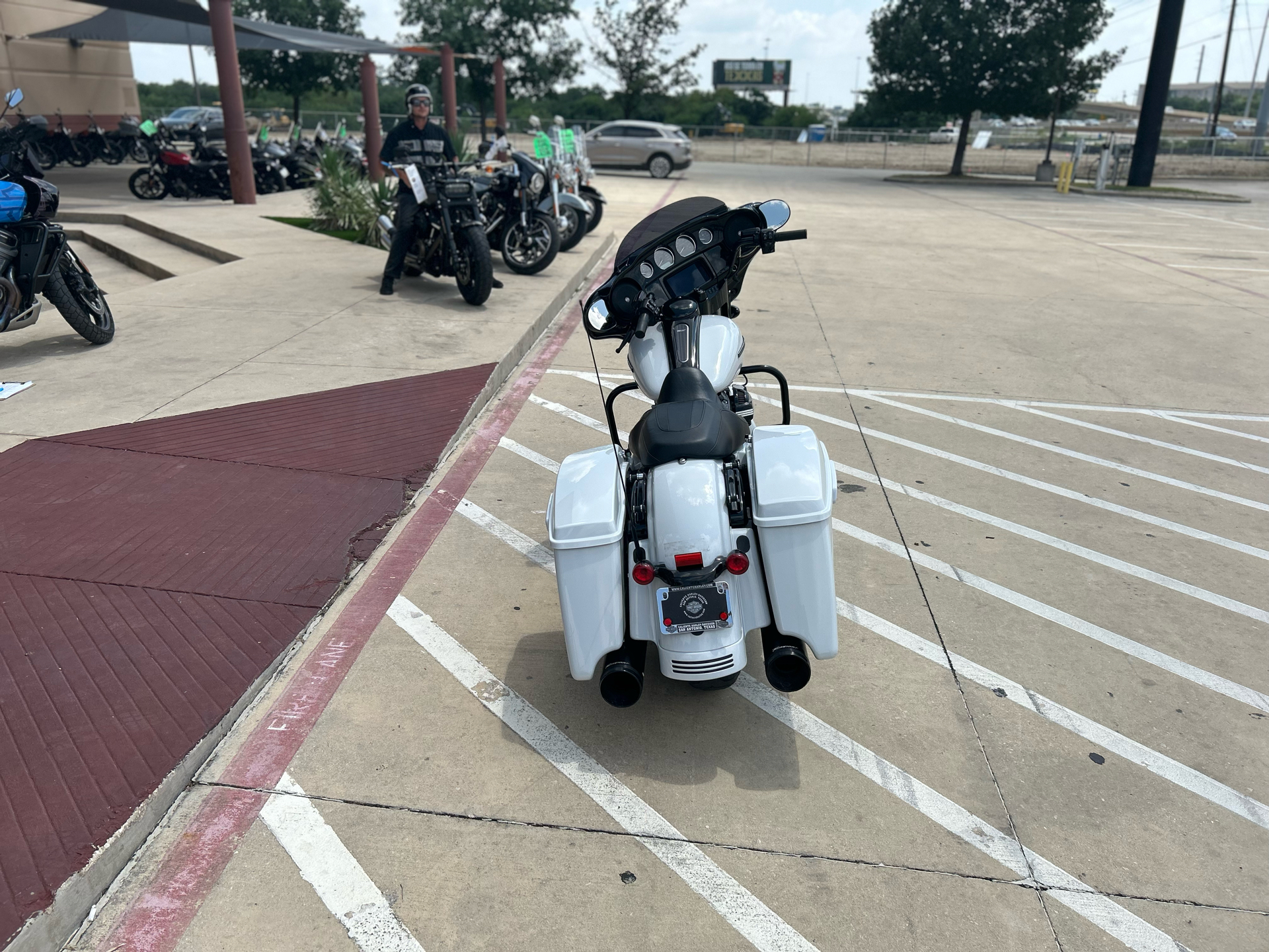 2020 Harley-Davidson Street Glide® Special in San Antonio, Texas - Photo 7