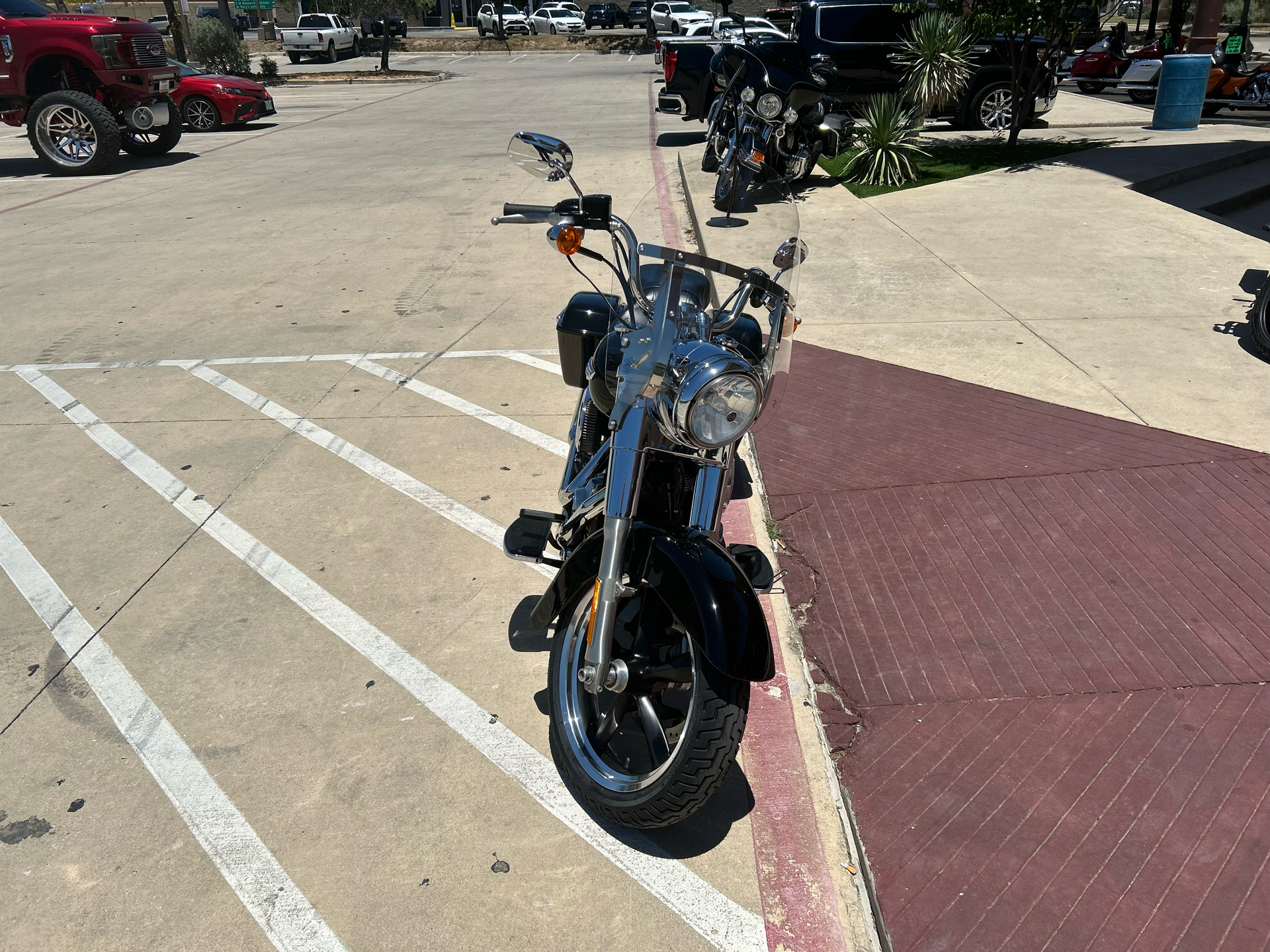 2016 Harley-Davidson Switchback™ in San Antonio, Texas - Photo 3
