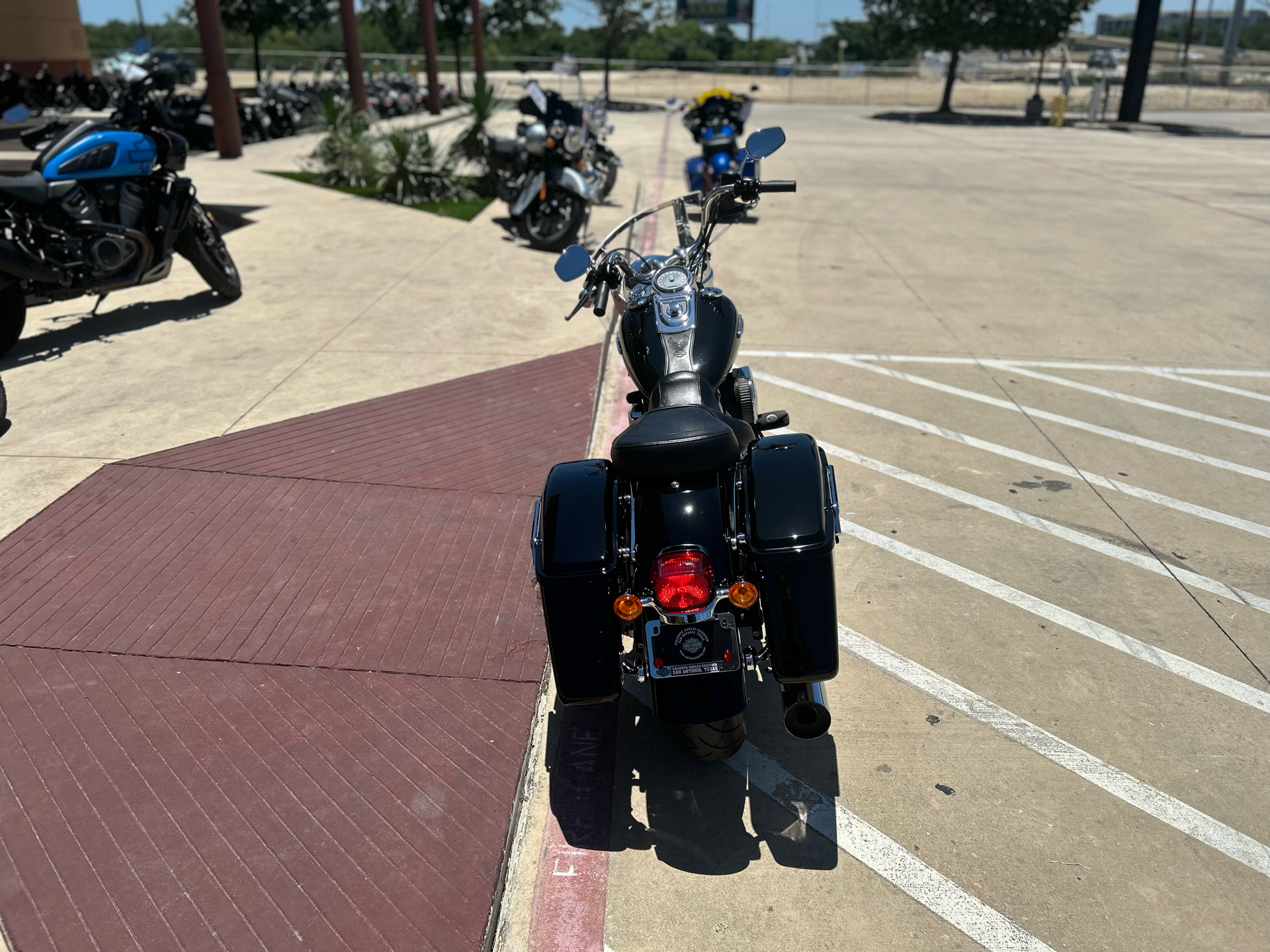 2016 Harley-Davidson Switchback™ in San Antonio, Texas - Photo 7