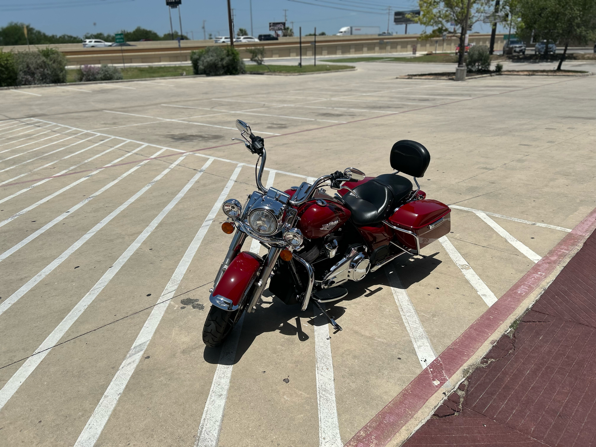 2021 Harley-Davidson Road King® in San Antonio, Texas - Photo 4