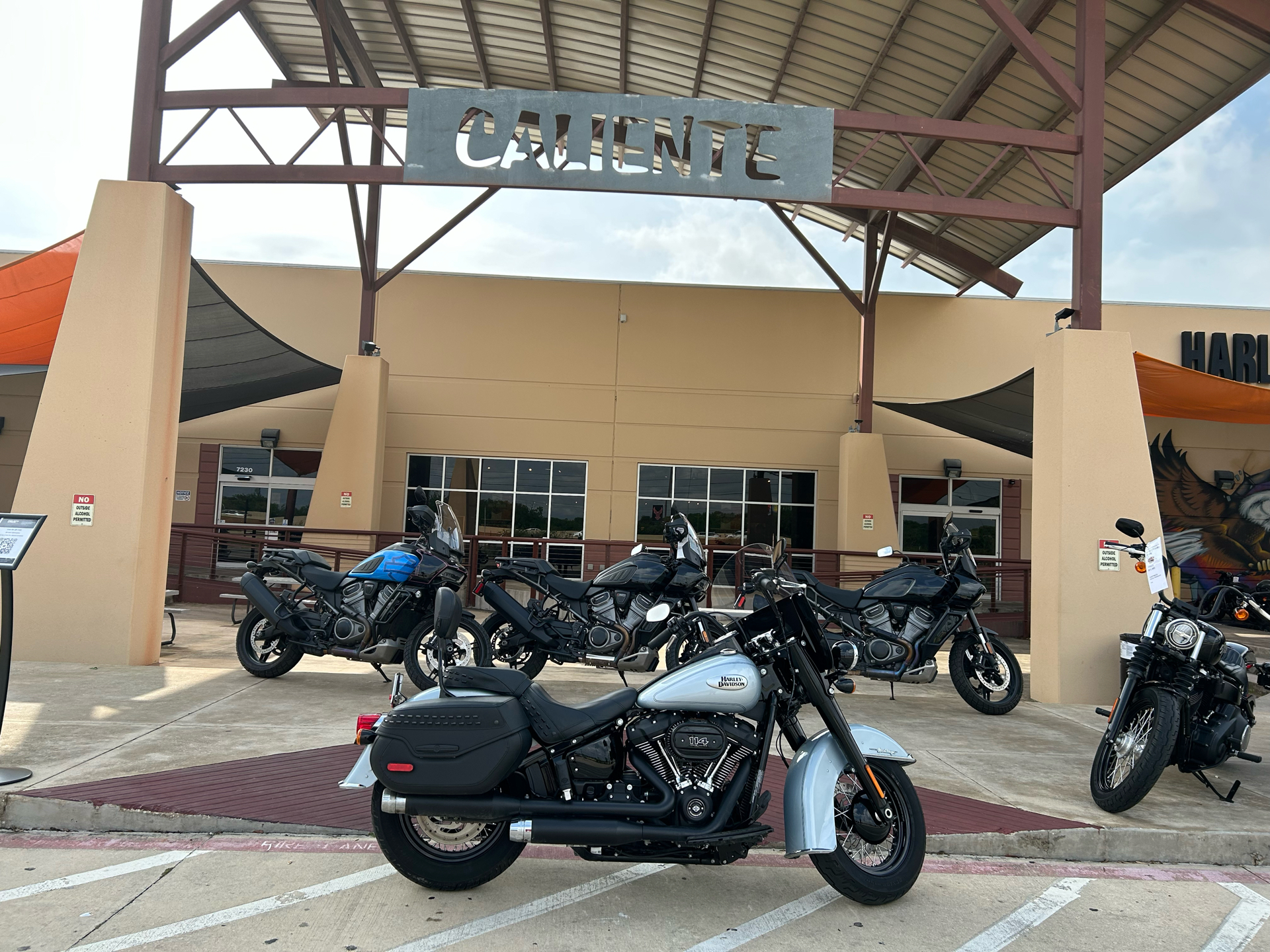 2024 Harley-Davidson Heritage Classic 114 in San Antonio, Texas - Photo 1