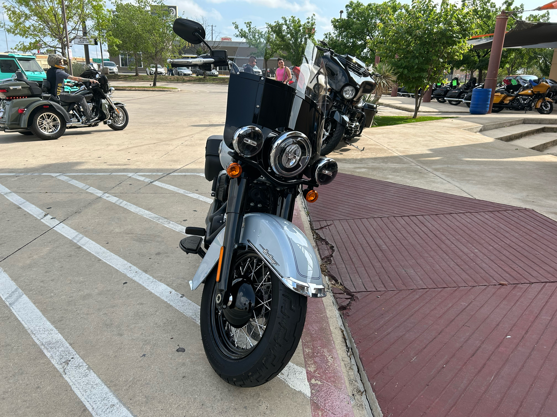 2024 Harley-Davidson Heritage Classic 114 in San Antonio, Texas - Photo 3