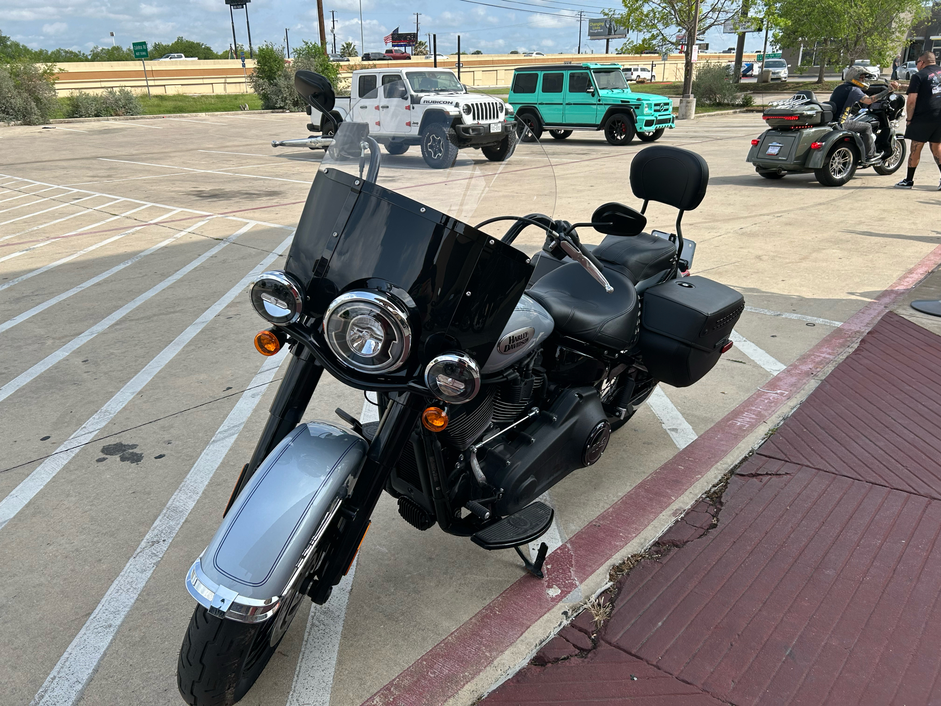 2024 Harley-Davidson Heritage Classic 114 in San Antonio, Texas - Photo 4