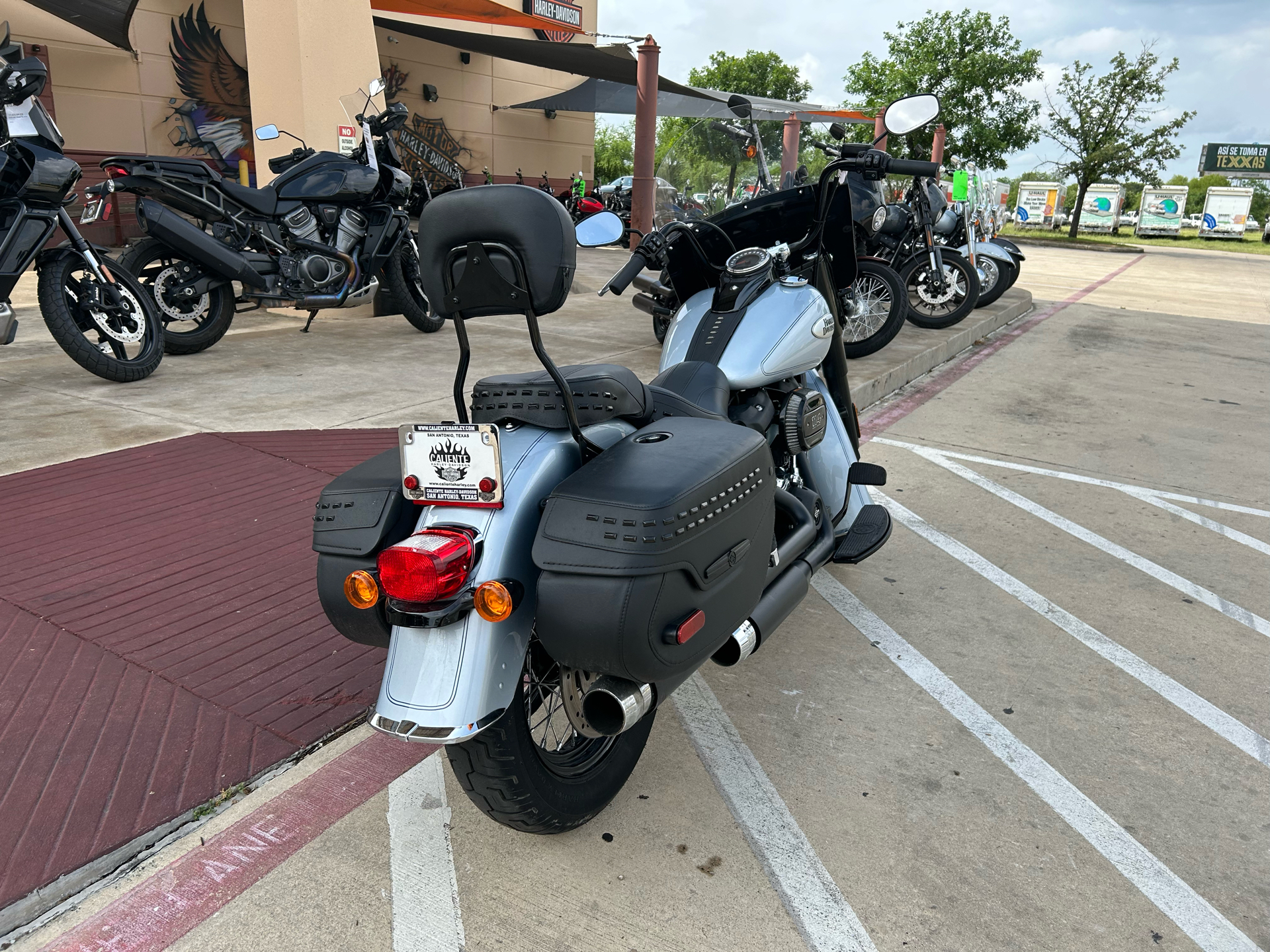2024 Harley-Davidson Heritage Classic 114 in San Antonio, Texas - Photo 8