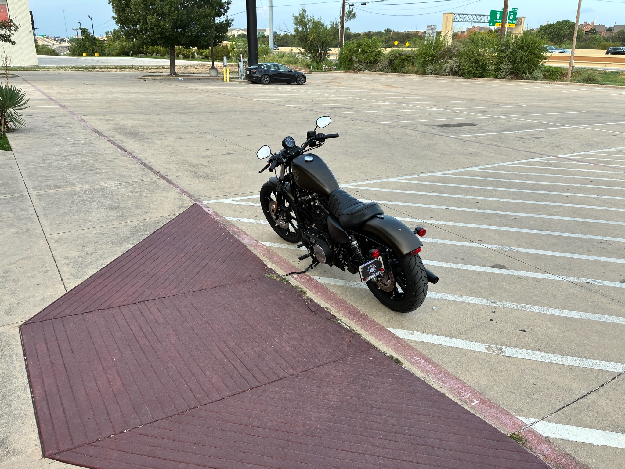 2021 Harley-Davidson Iron 883 6