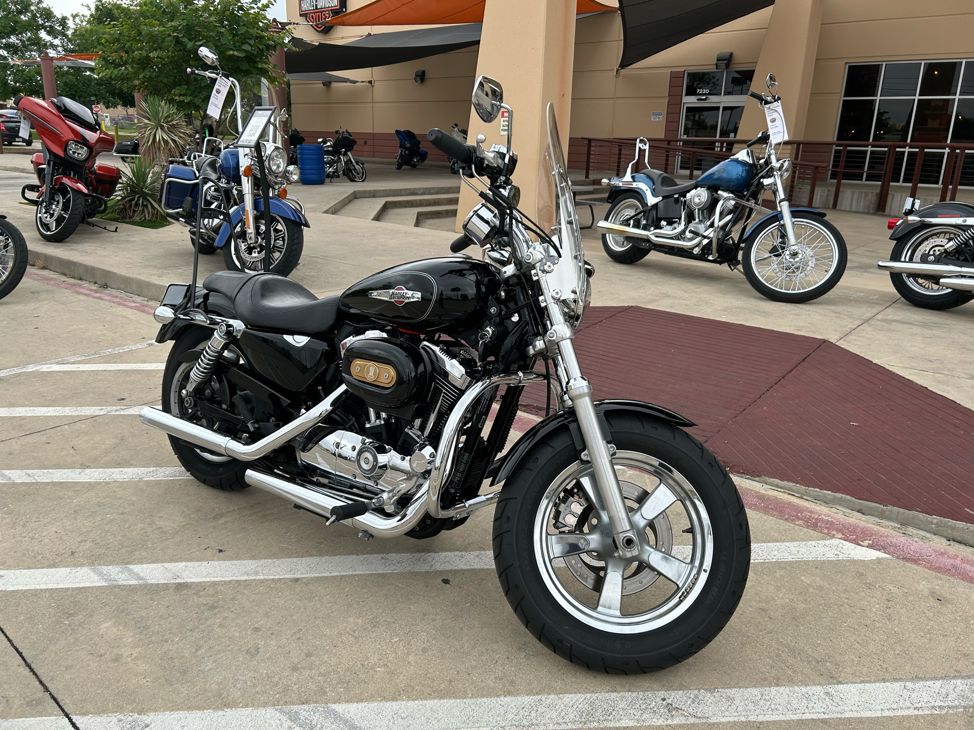 2012 Harley-Davidson Sportster® 1200 Custom in San Antonio, Texas - Photo 2