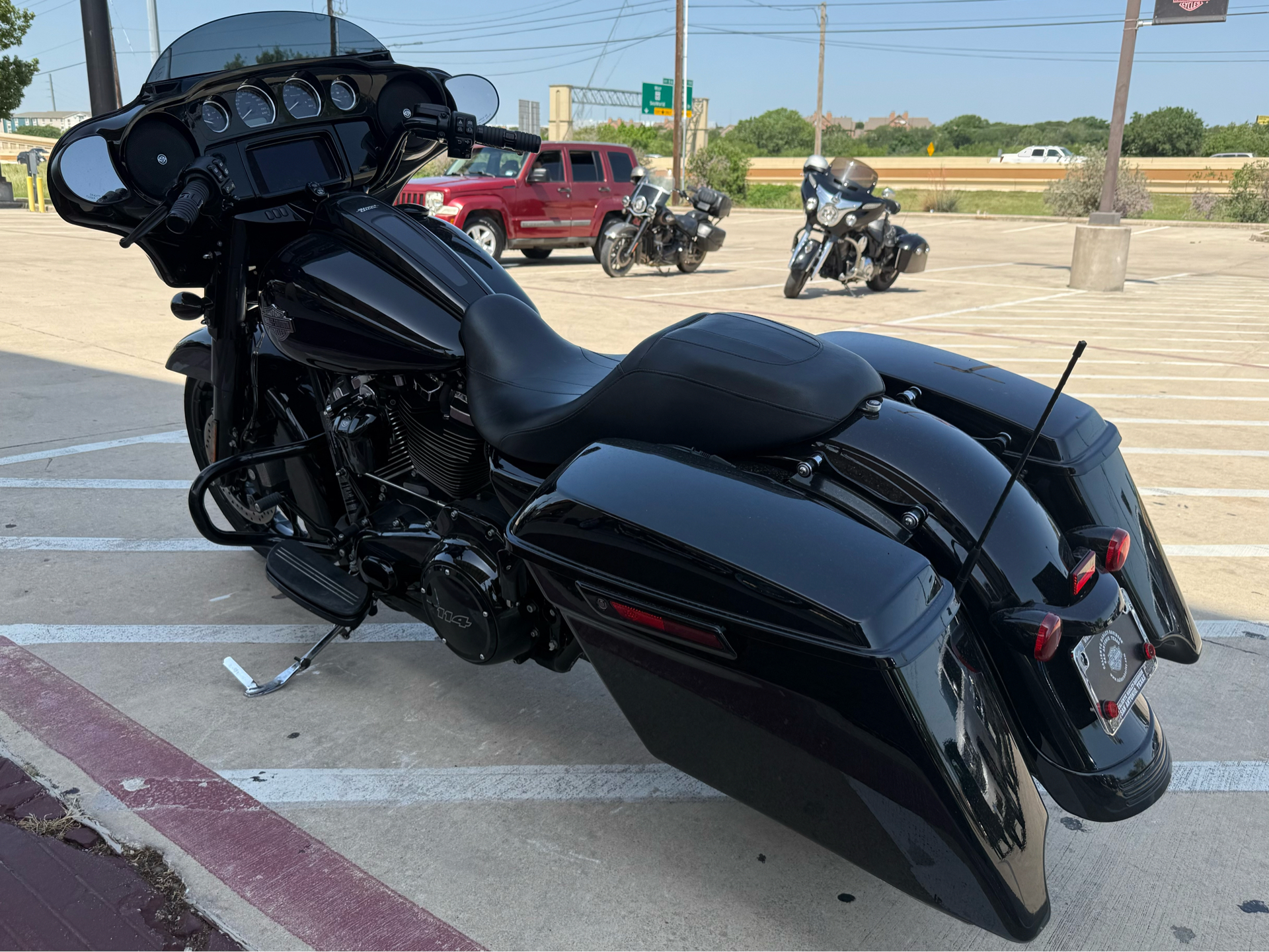 2021 Harley-Davidson Street Glide® Special in San Antonio, Texas - Photo 6