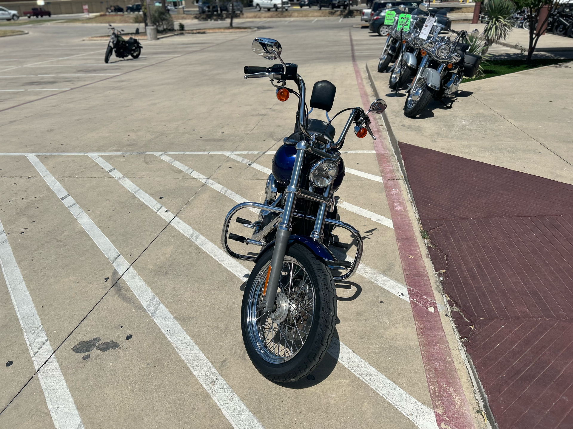 2006 Harley-Davidson Dyna™ Street Bob™ in San Antonio, Texas - Photo 3