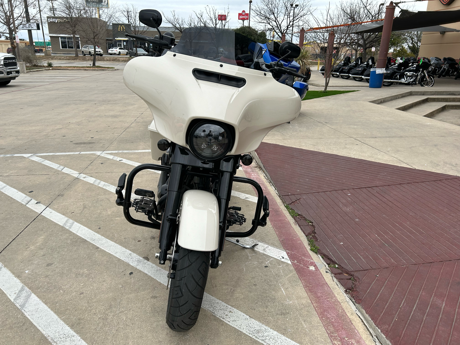 2022 Harley-Davidson Street Glide® Special in San Antonio, Texas - Photo 3