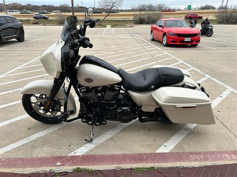 2022 Harley-Davidson Street Glide® Special in San Antonio, Texas - Photo 5