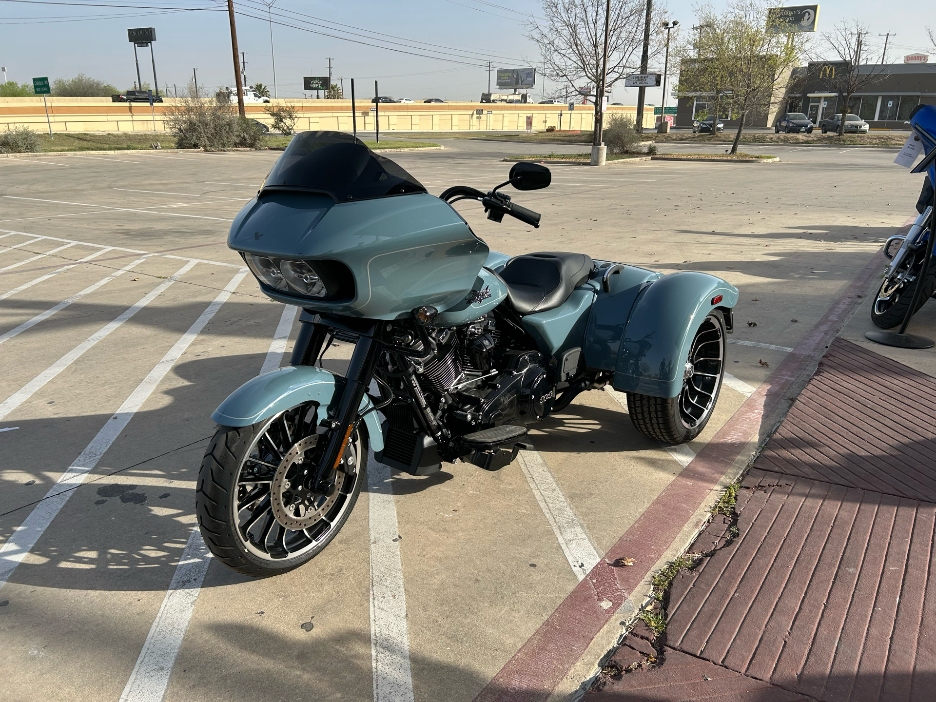 2024 Harley-Davidson Road Glide® 3 in San Antonio, Texas - Photo 4