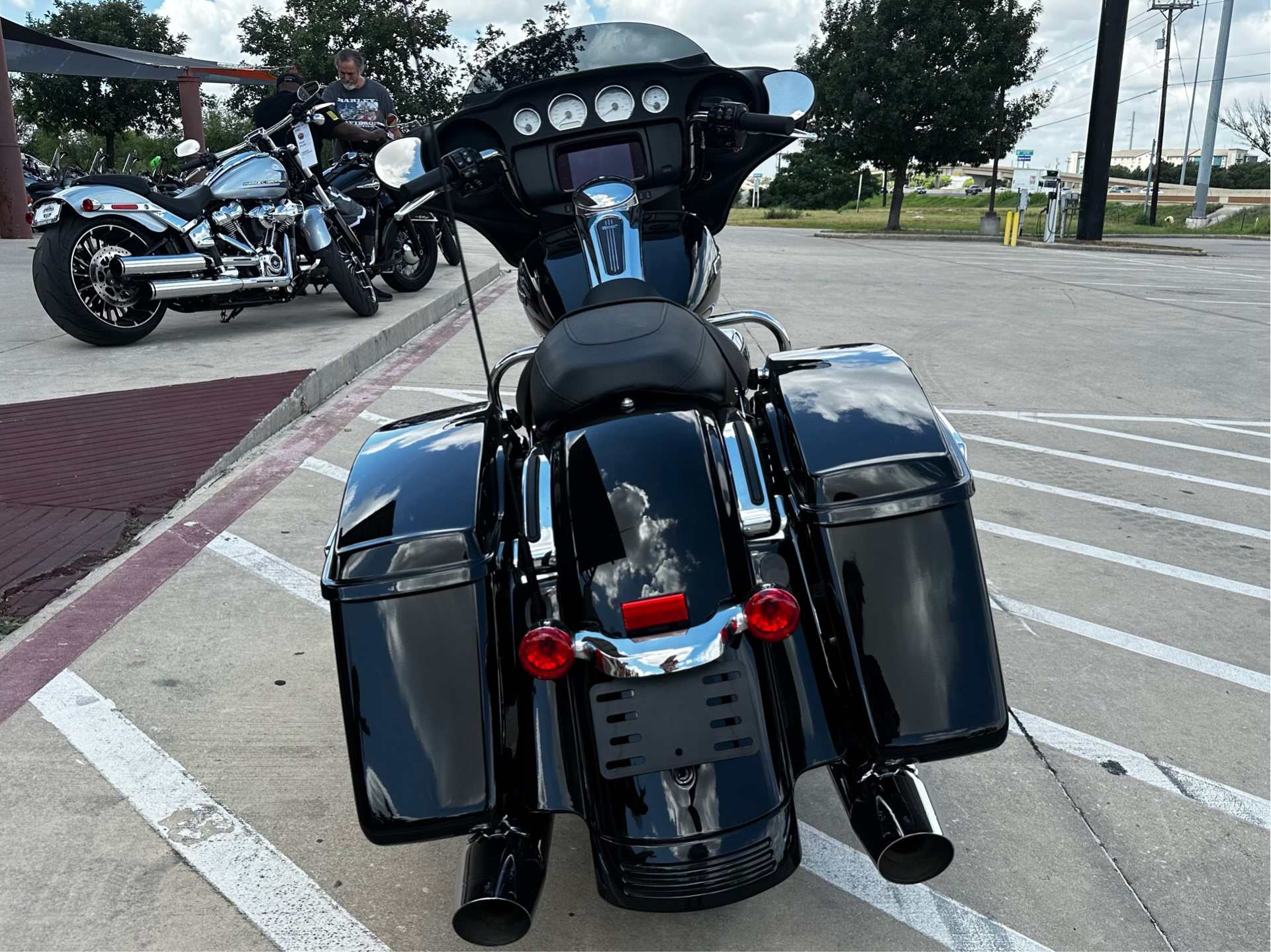 2023 Harley-Davidson Street Glide® in San Antonio, Texas - Photo 7