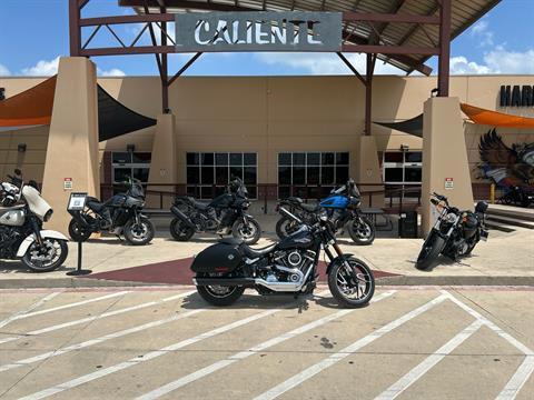 2019 Harley-Davidson Sport Glide® in San Antonio, Texas - Photo 1