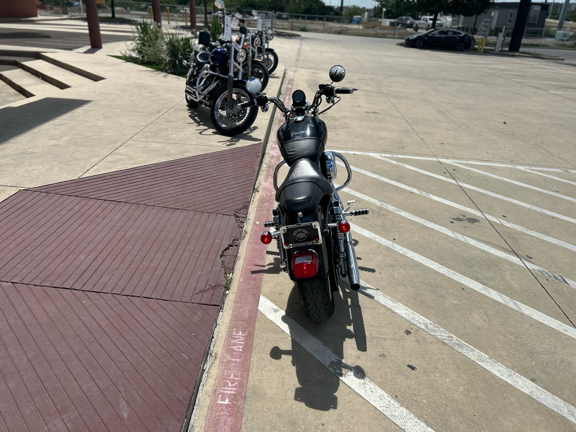 2013 Harley-Davidson Sportster® 883 SuperLow® in San Antonio, Texas - Photo 7