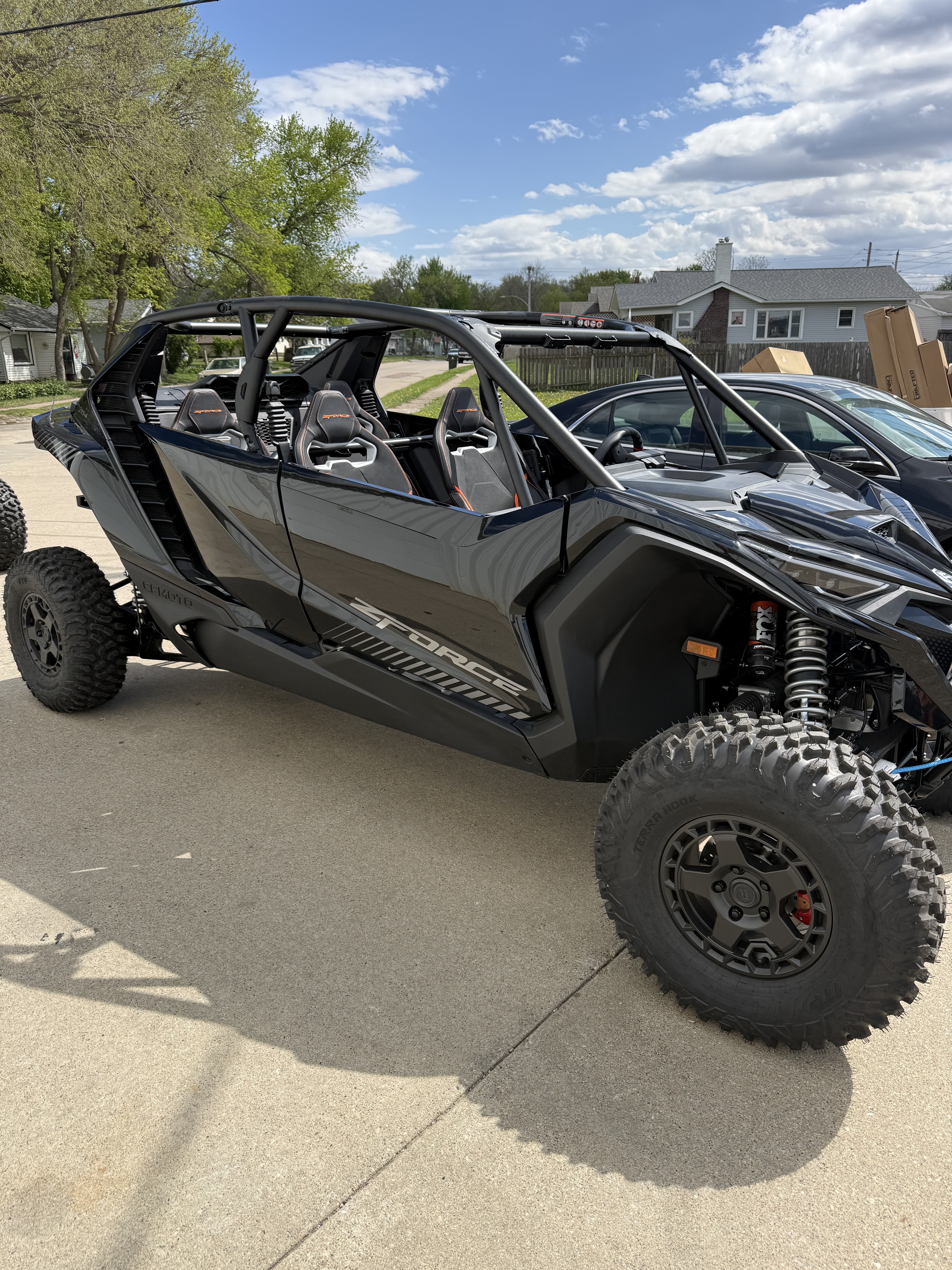 2026 CFMOTO ZFORCE Z10-4