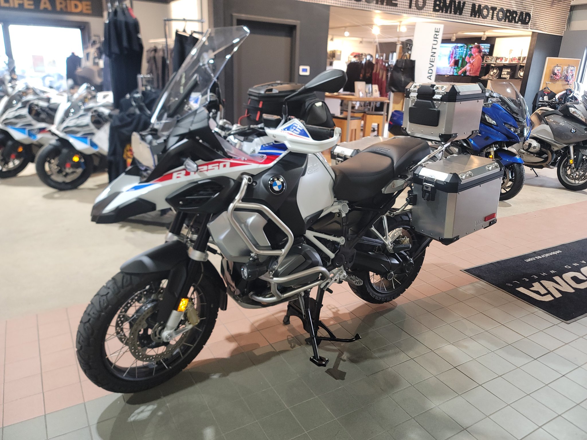 2022 BMW R 1250 GS Adventure