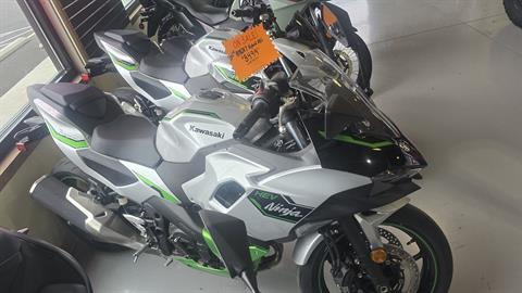 2024 Kawasaki Ninja 7 Hybrid ABS