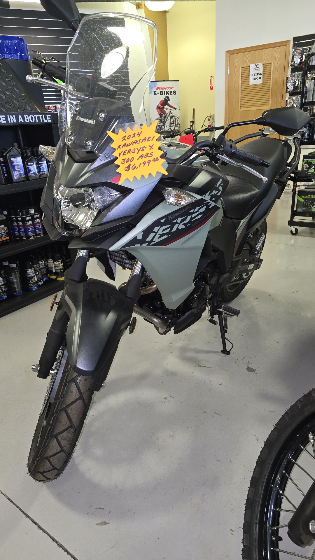 Sola。 2024 Kawasaki Ninja ZX-6R vs Suzuki GSXR 600 Comparison | TikTok