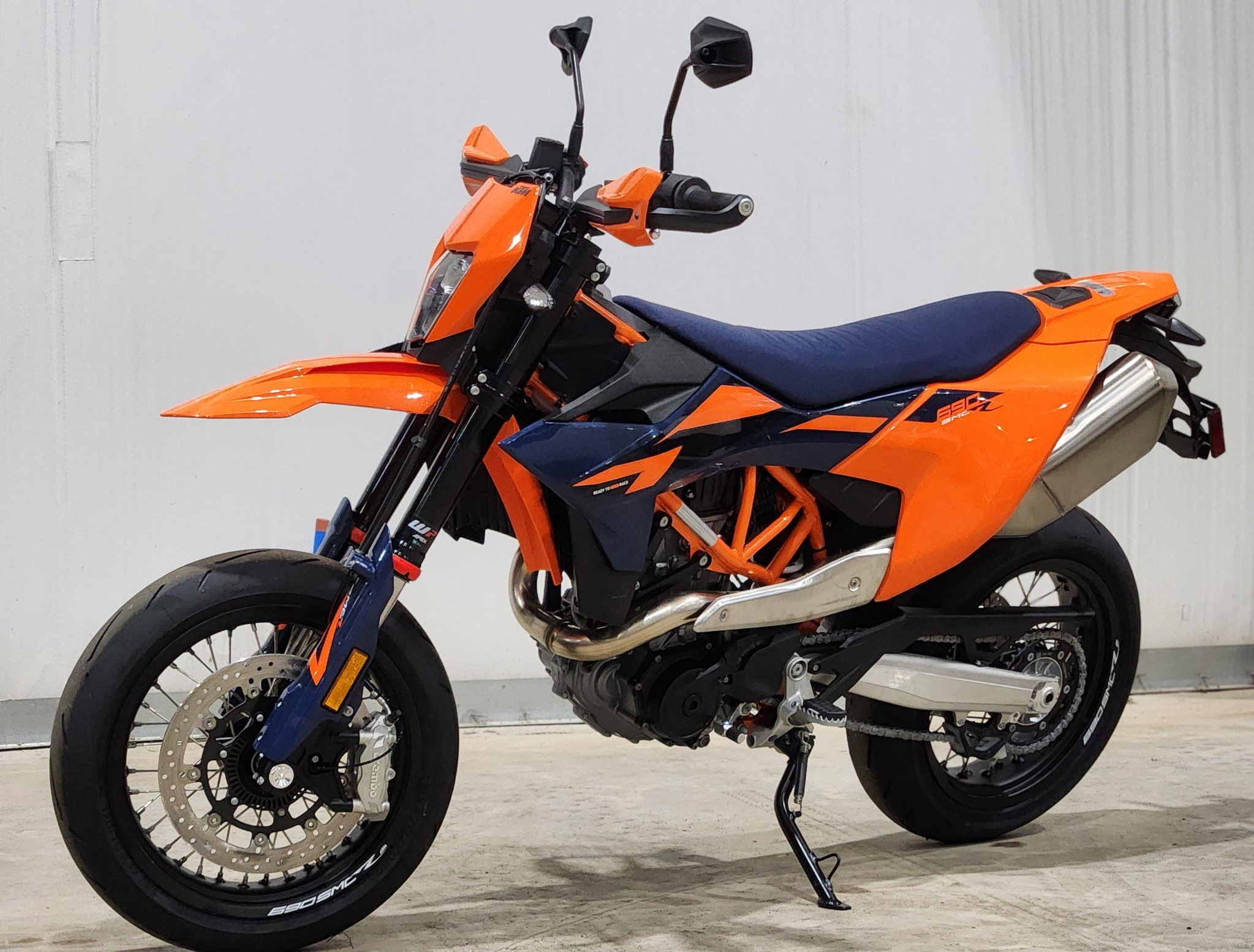 2026 KTM 690 SMC R in Marietta, Ohio - Photo 1