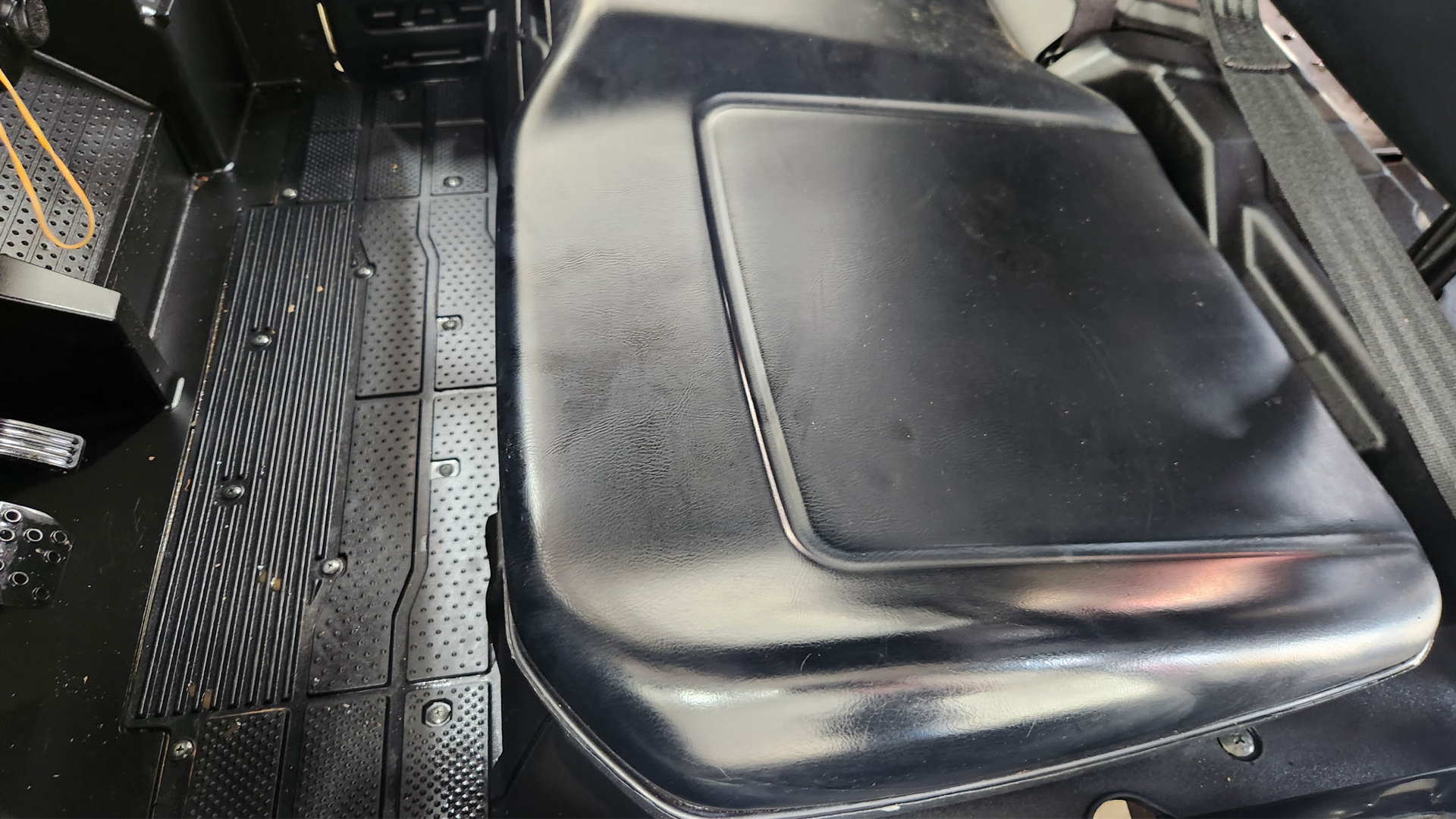 2024 Honda Pioneer 700-4 Deluxe in Marietta, Ohio - Photo 5