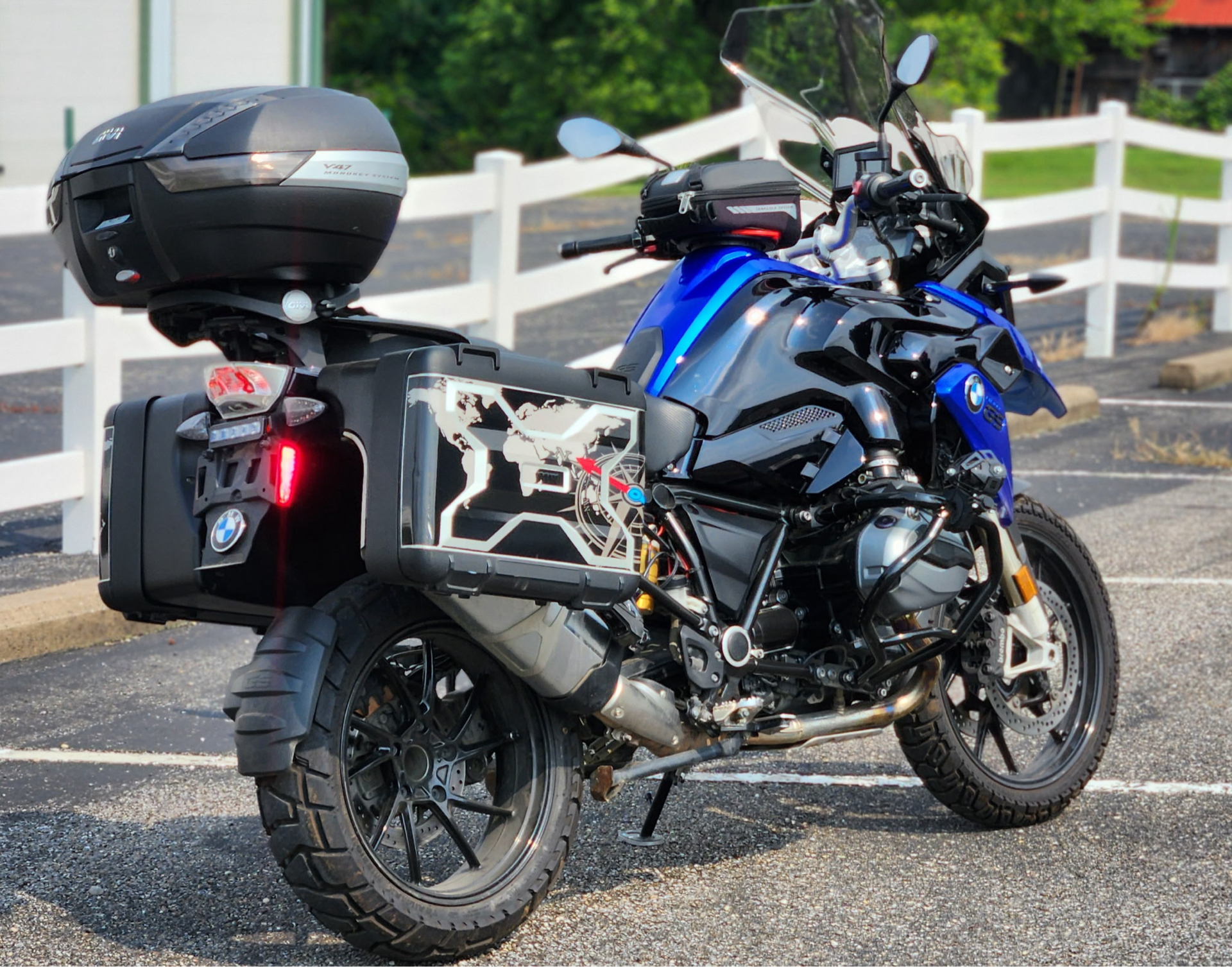 2016 BMW R 1200 GS in Marietta, Ohio - Photo 2