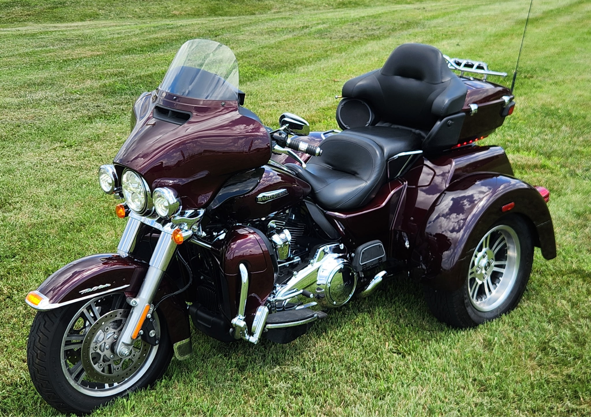 2019 Harley-Davidson Tri Glide® Ultra in Marietta, Ohio - Photo 1