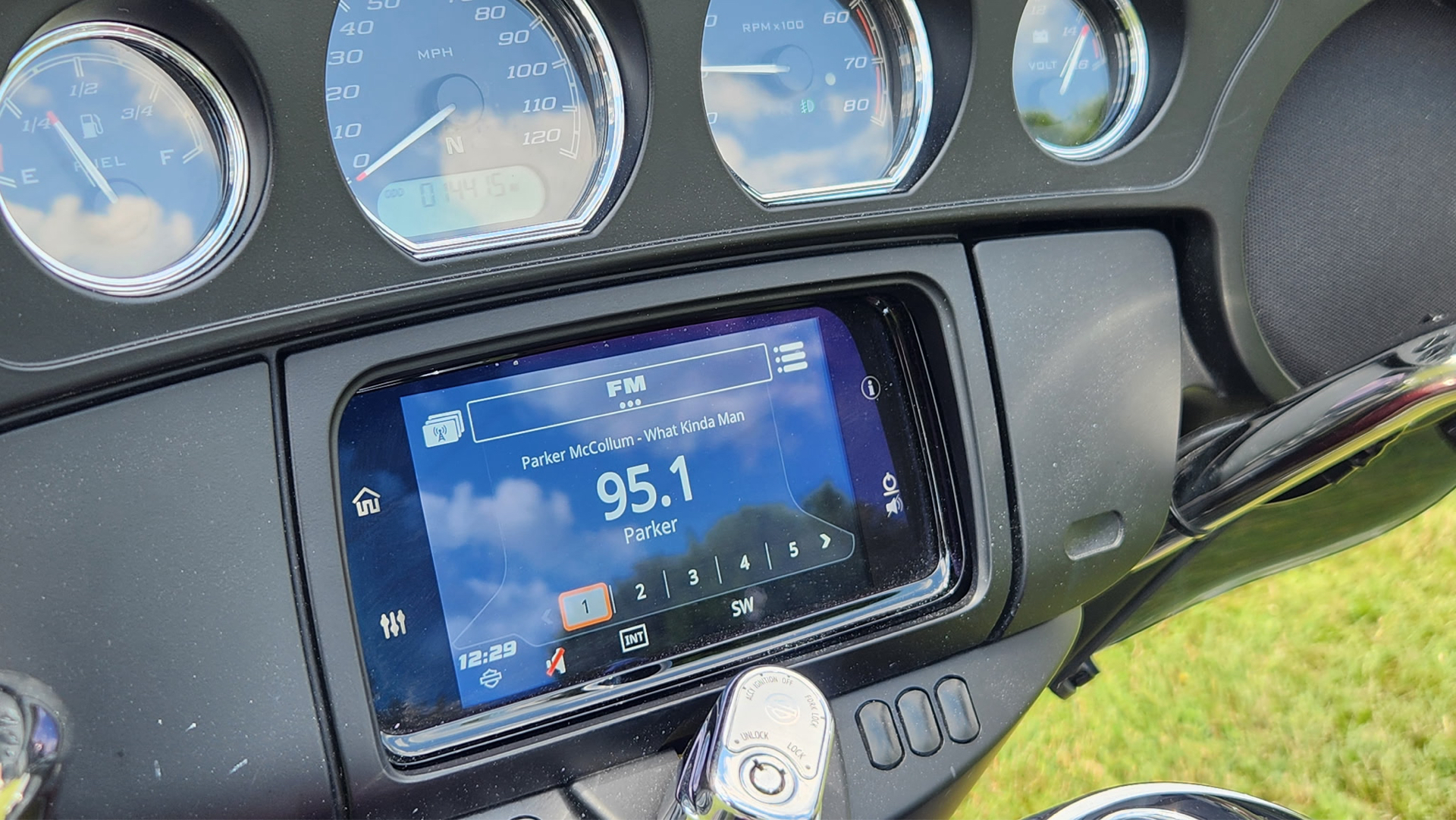 2019 Harley-Davidson Tri Glide® Ultra in Marietta, Ohio - Photo 3