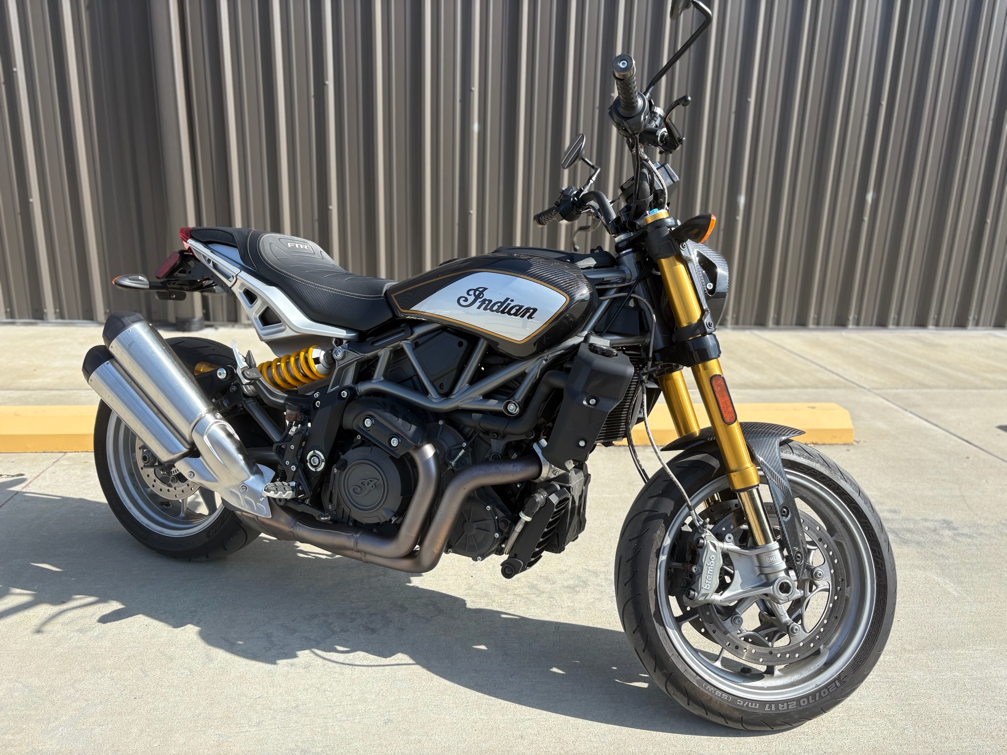 2023  FTR R Carbon 1
