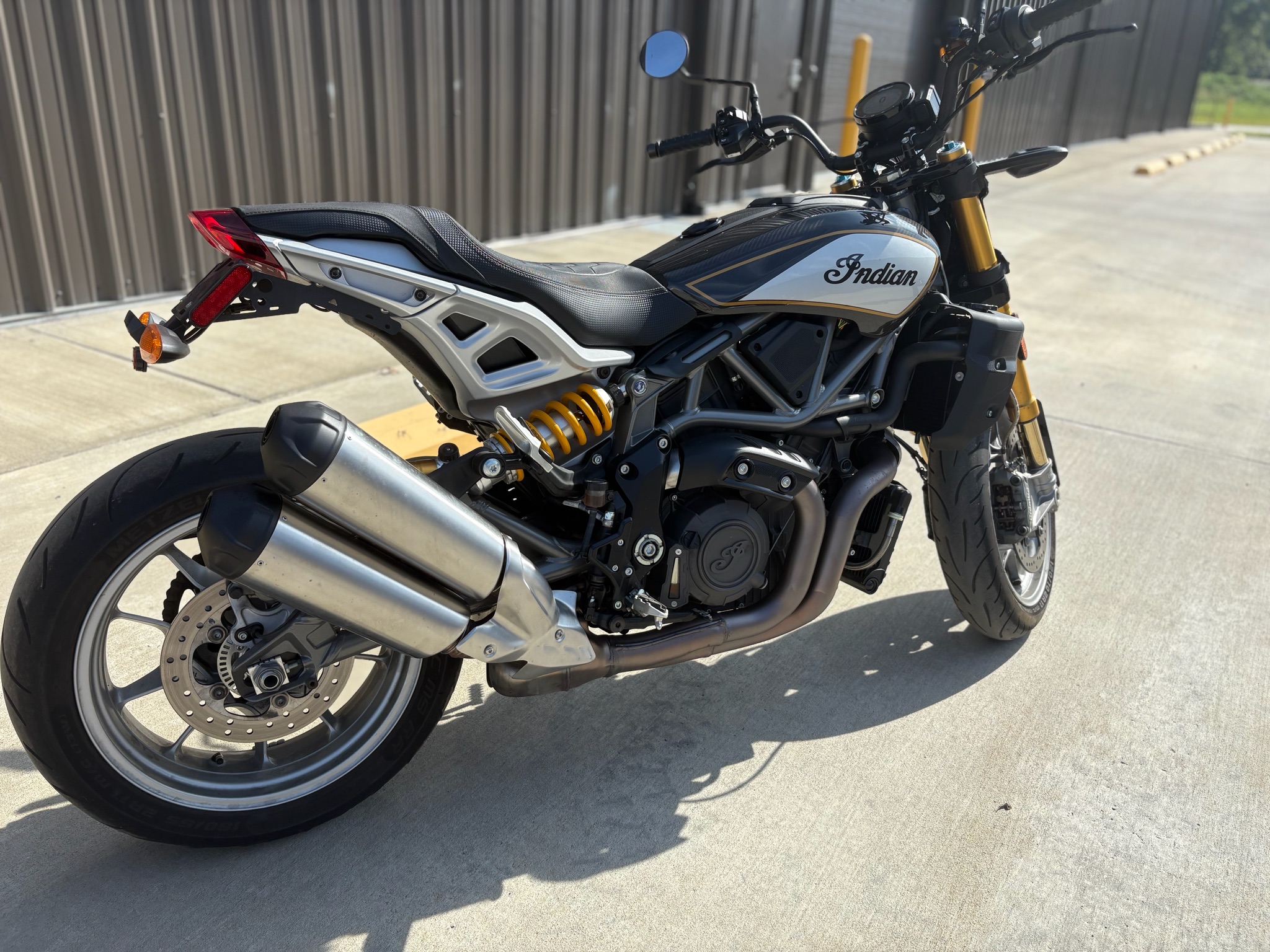 2023  FTR R Carbon 6