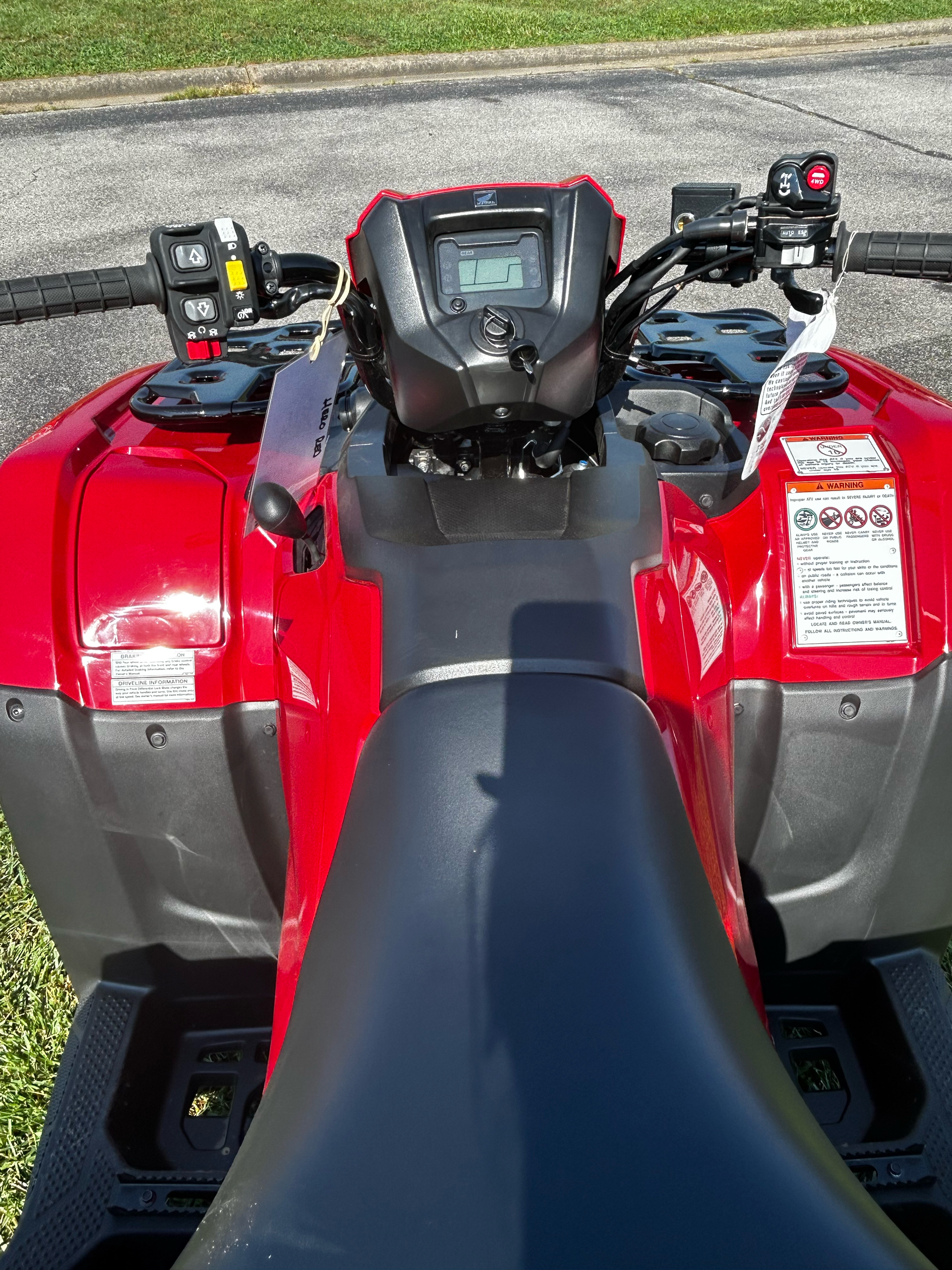 2025 Honda FourTrax Foreman Rubicon 4x4 Automatic DCT EPS in Marietta, Ohio - Photo 4