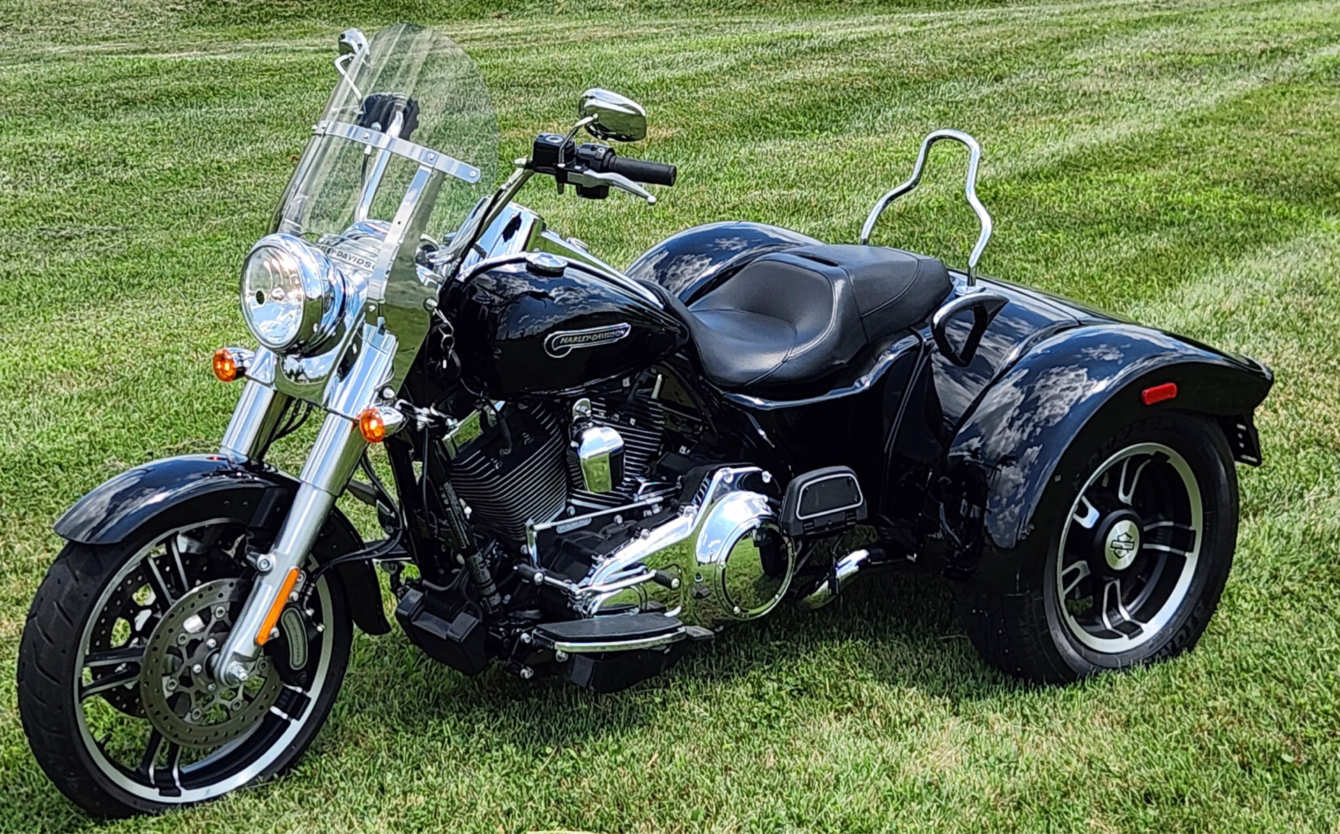 2016 Harley-Davidson TRIKE FREEWHEELER in Marietta, Ohio - Photo 1