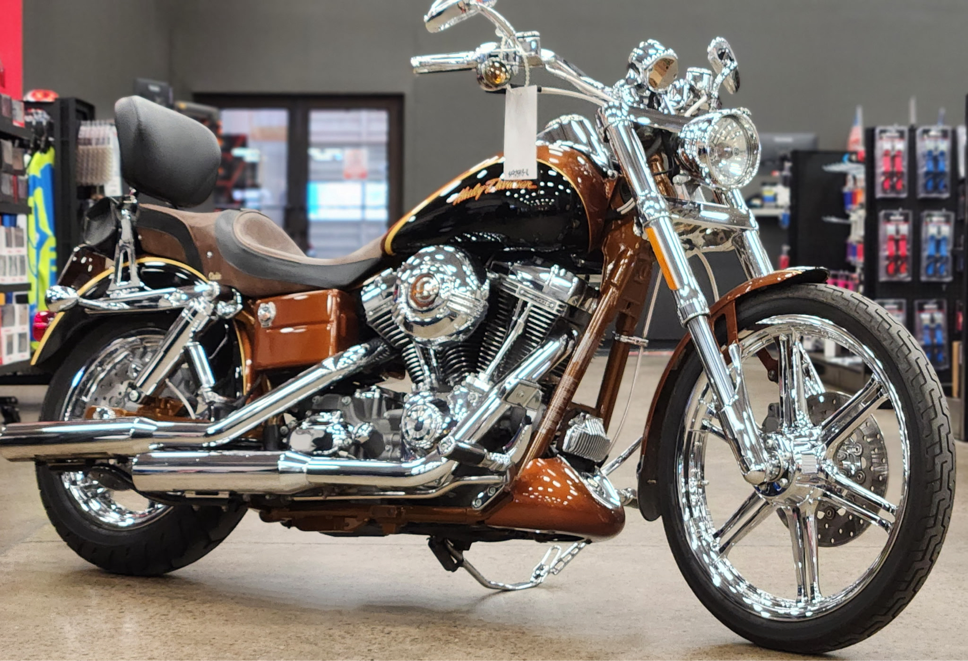 2008 Harley-Davidson CVO™ Screamin' Eagle® Dyna® in Marietta, Ohio - Photo 1