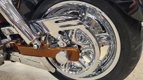 2008 Harley-Davidson CVO™ Screamin' Eagle® Dyna® in Marietta, Ohio - Photo 8
