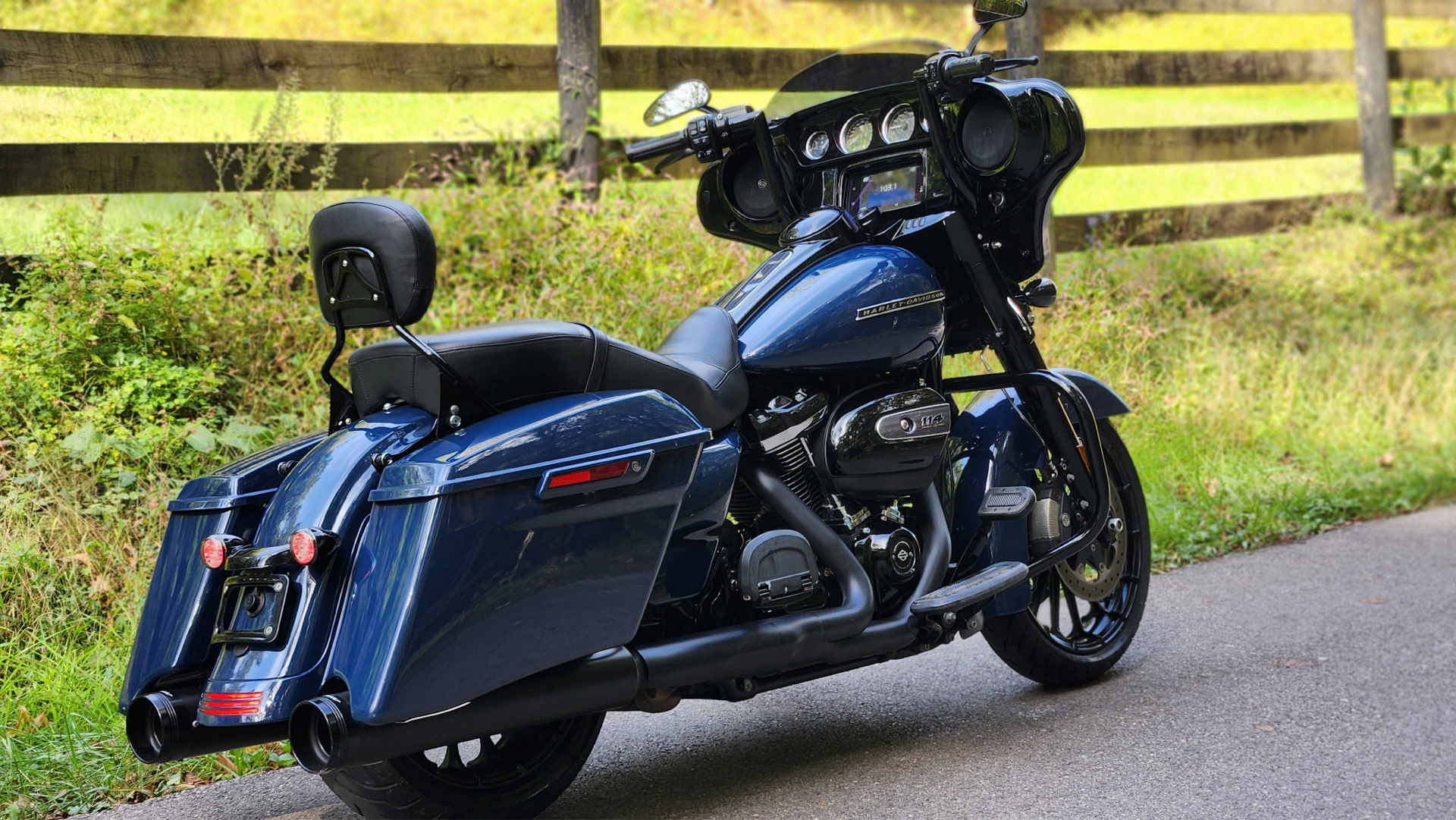 2019 Harley-Davidson Street Glide® Special in Marietta, Ohio - Photo 2