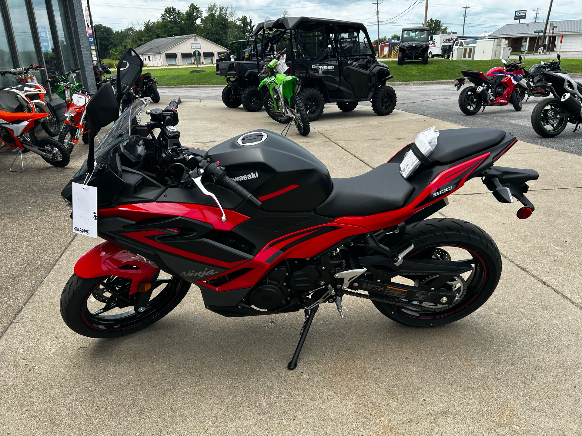 2025 Kawasaki Ninja 500 ABS in Marietta, Ohio - Photo 1